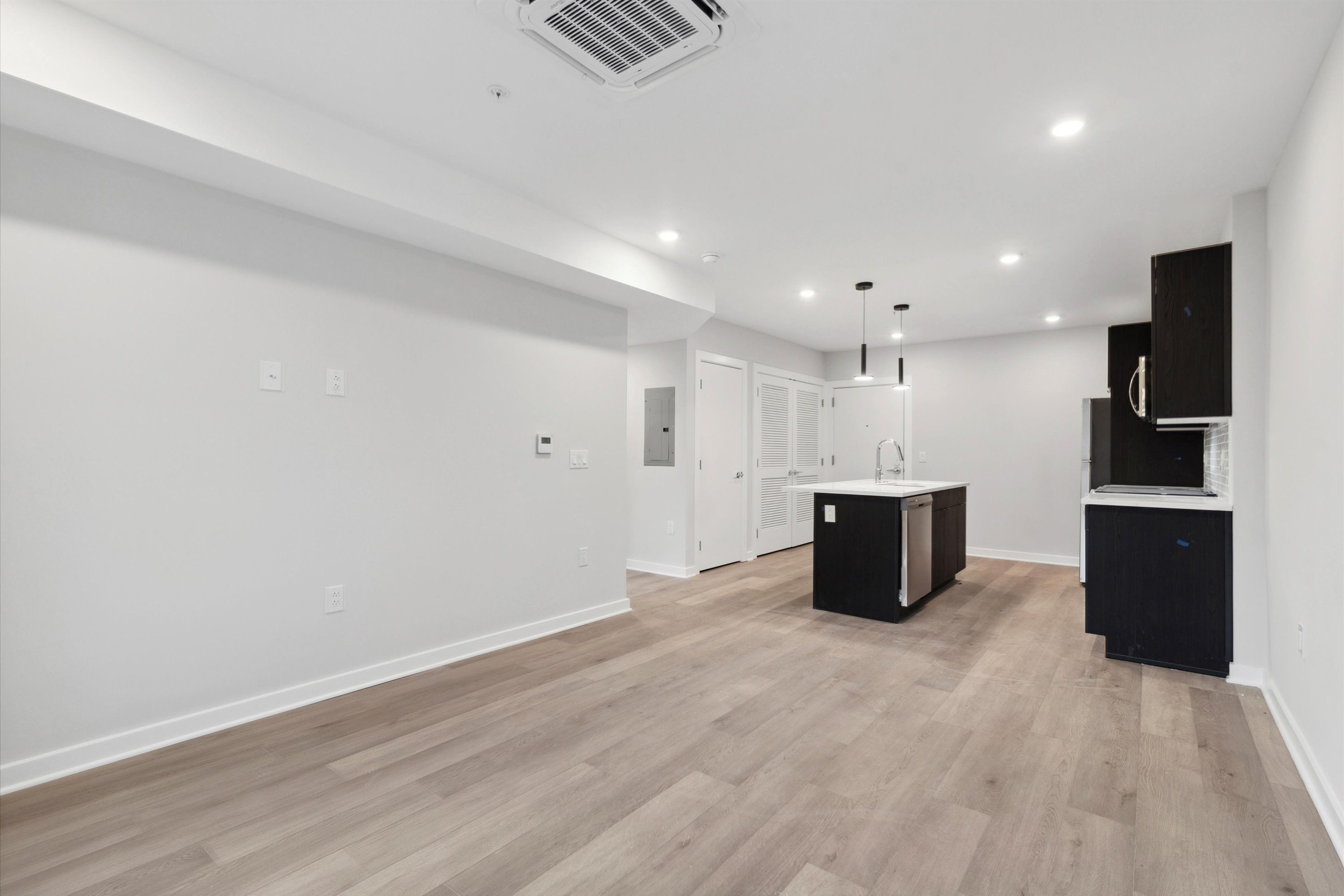3449 SCOTTS LANE Unit B323