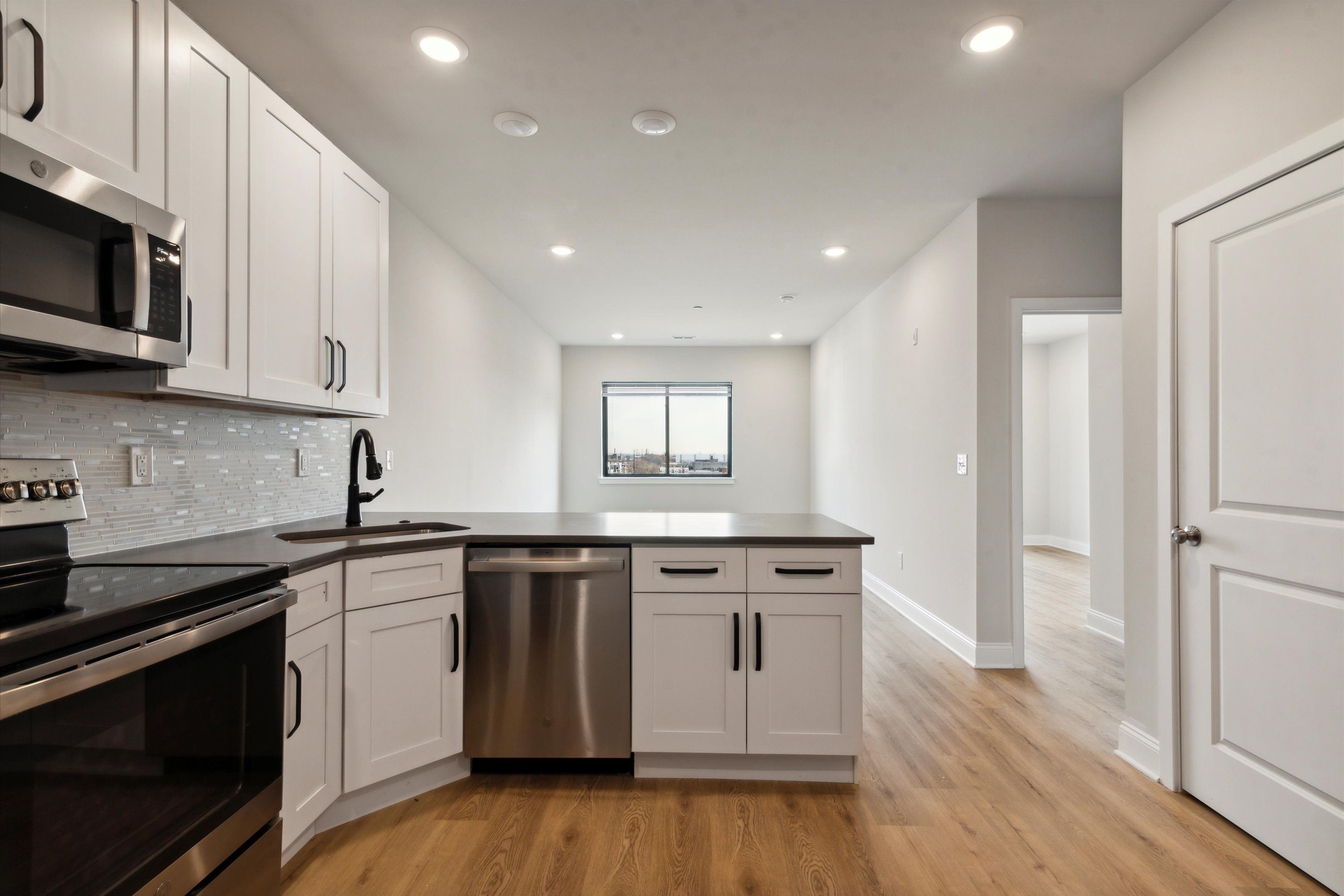 2143 E LEHIGH AVE Unit 612