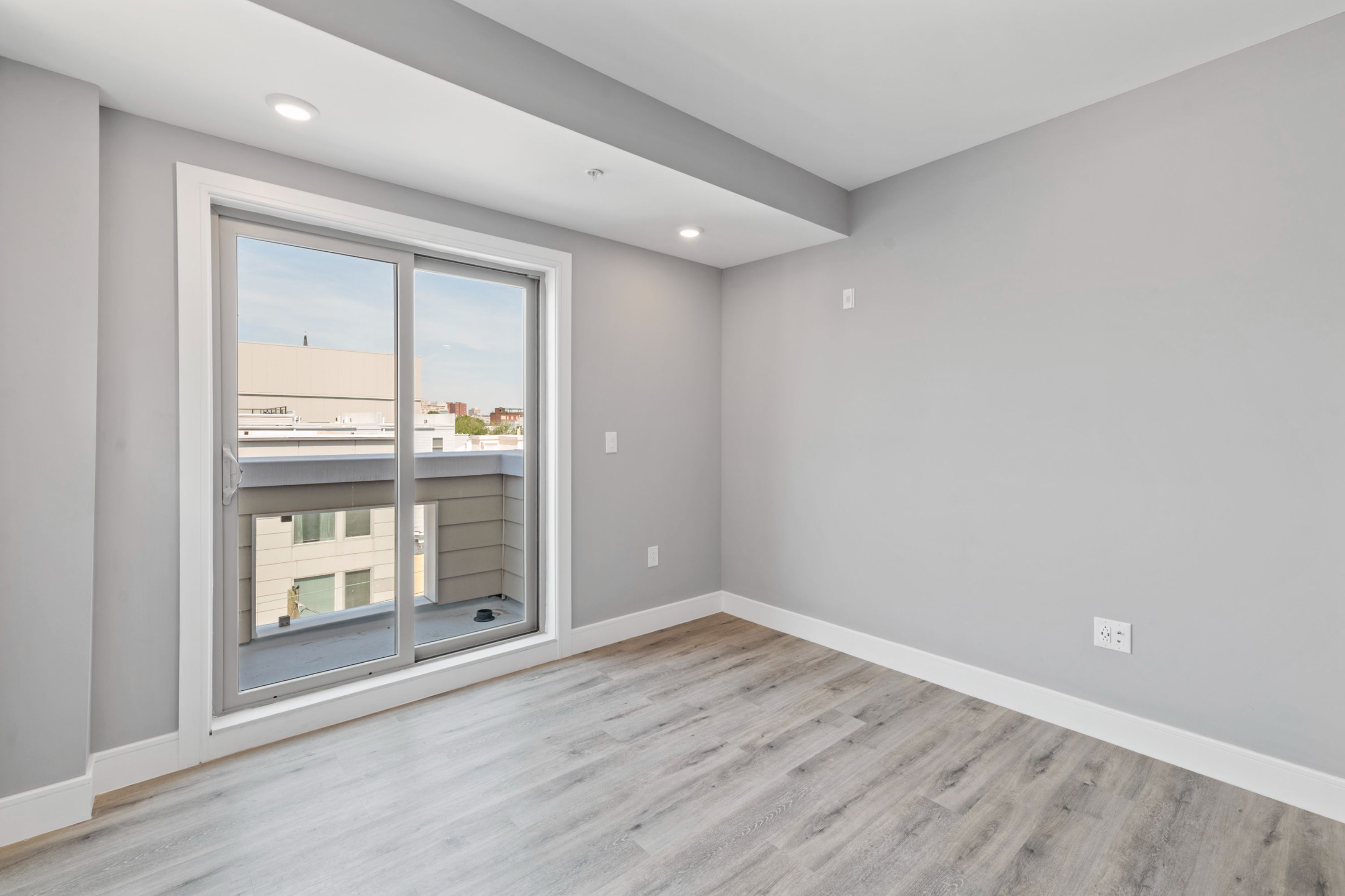 1633 N 2nd St Unit 401PH
