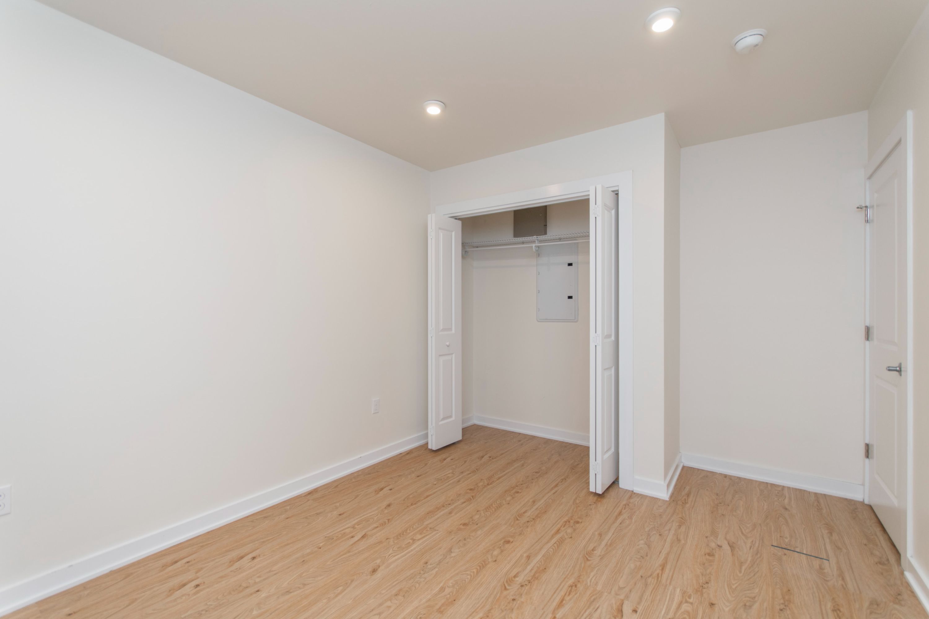 245-47 S 45TH ST Unit 2D