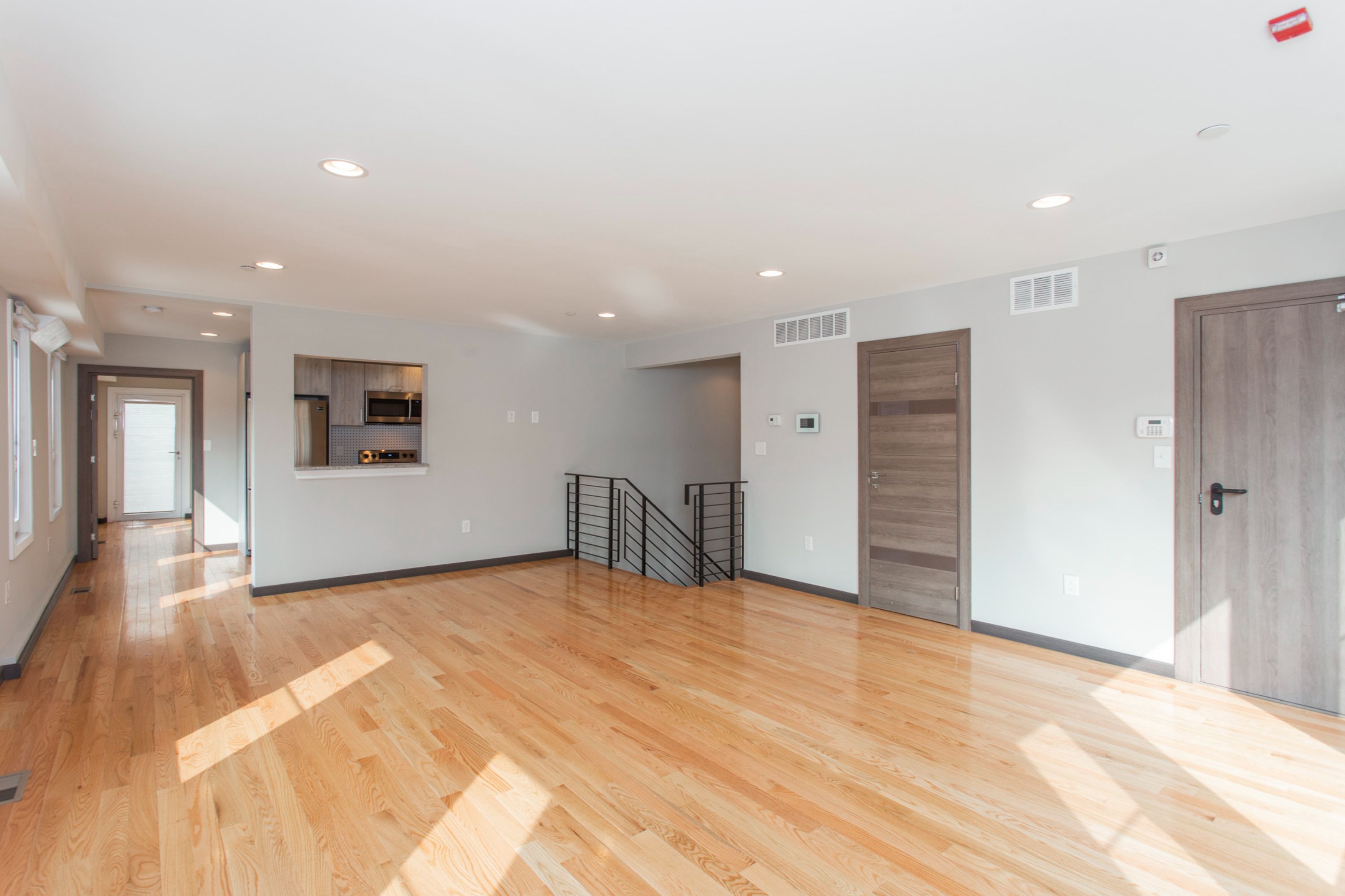 2553 MONTROSE ST Unit A