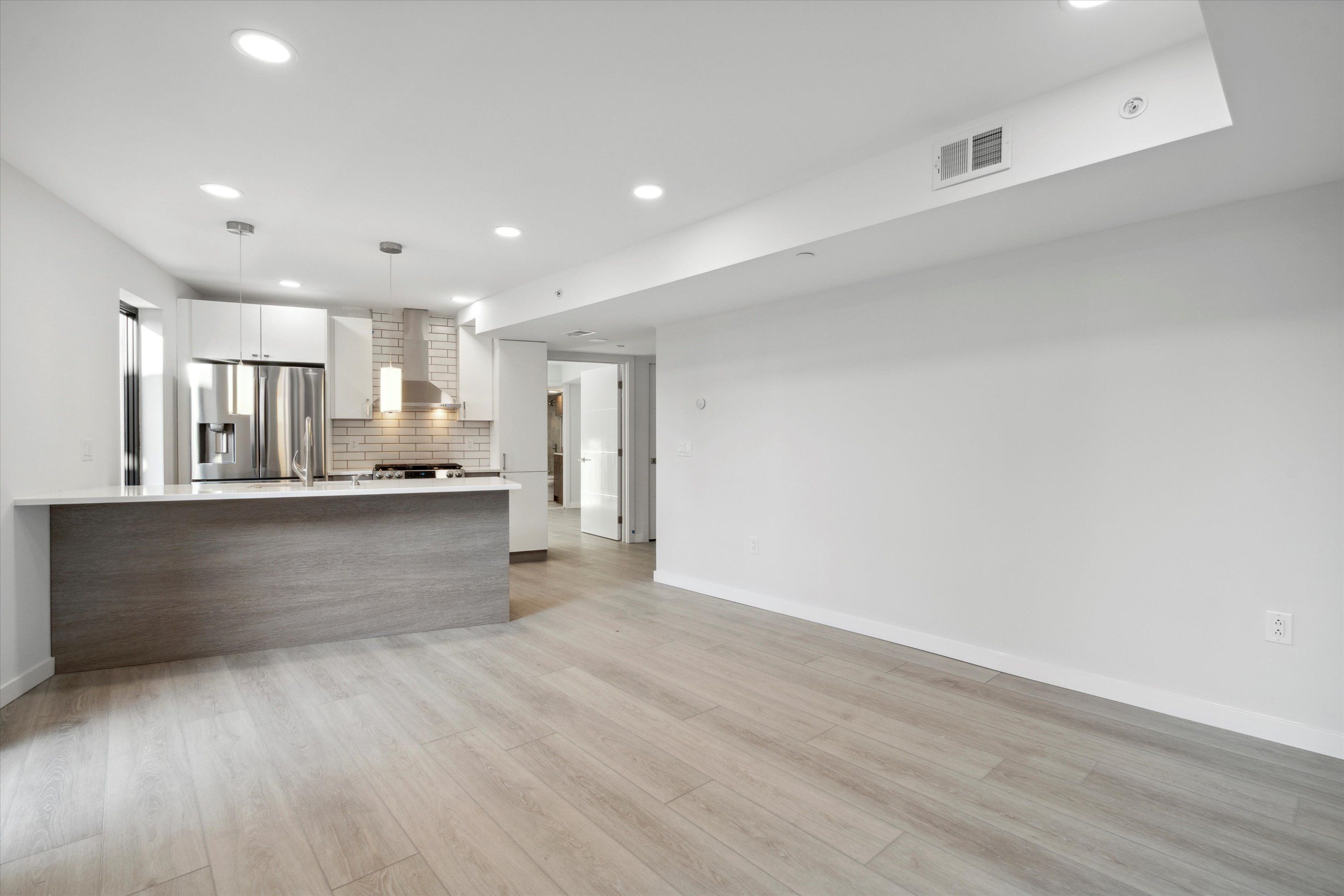 3804 Lancaster Ave Unit 302