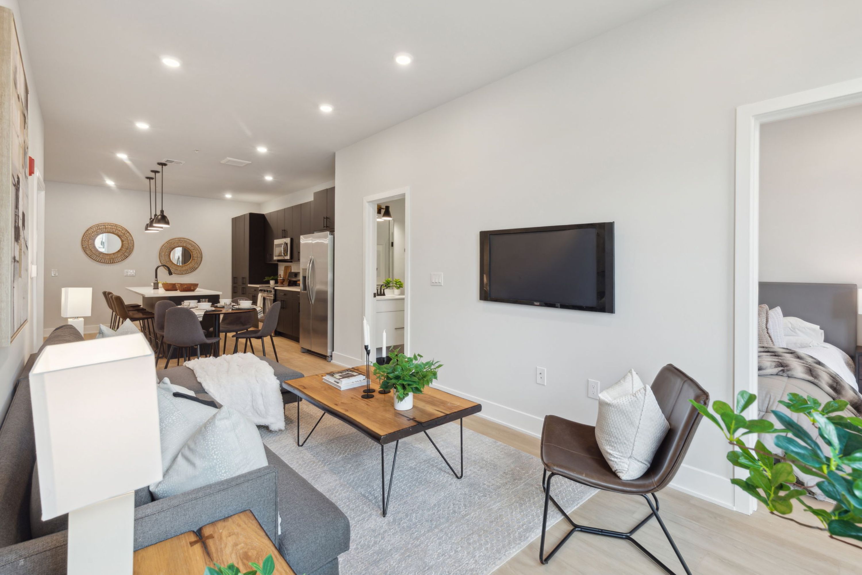 6910 Ridge Avenue Unit 412