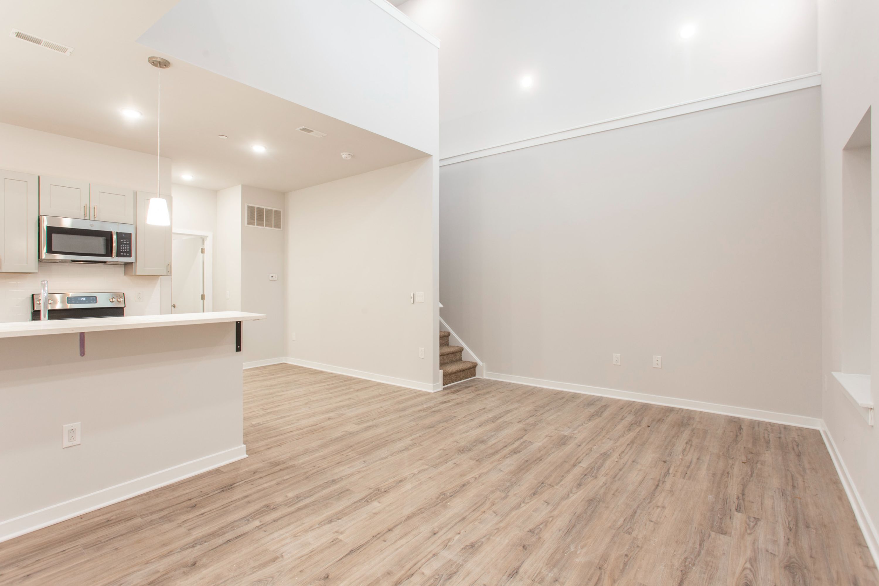 1143 N 3rd St Unit 102