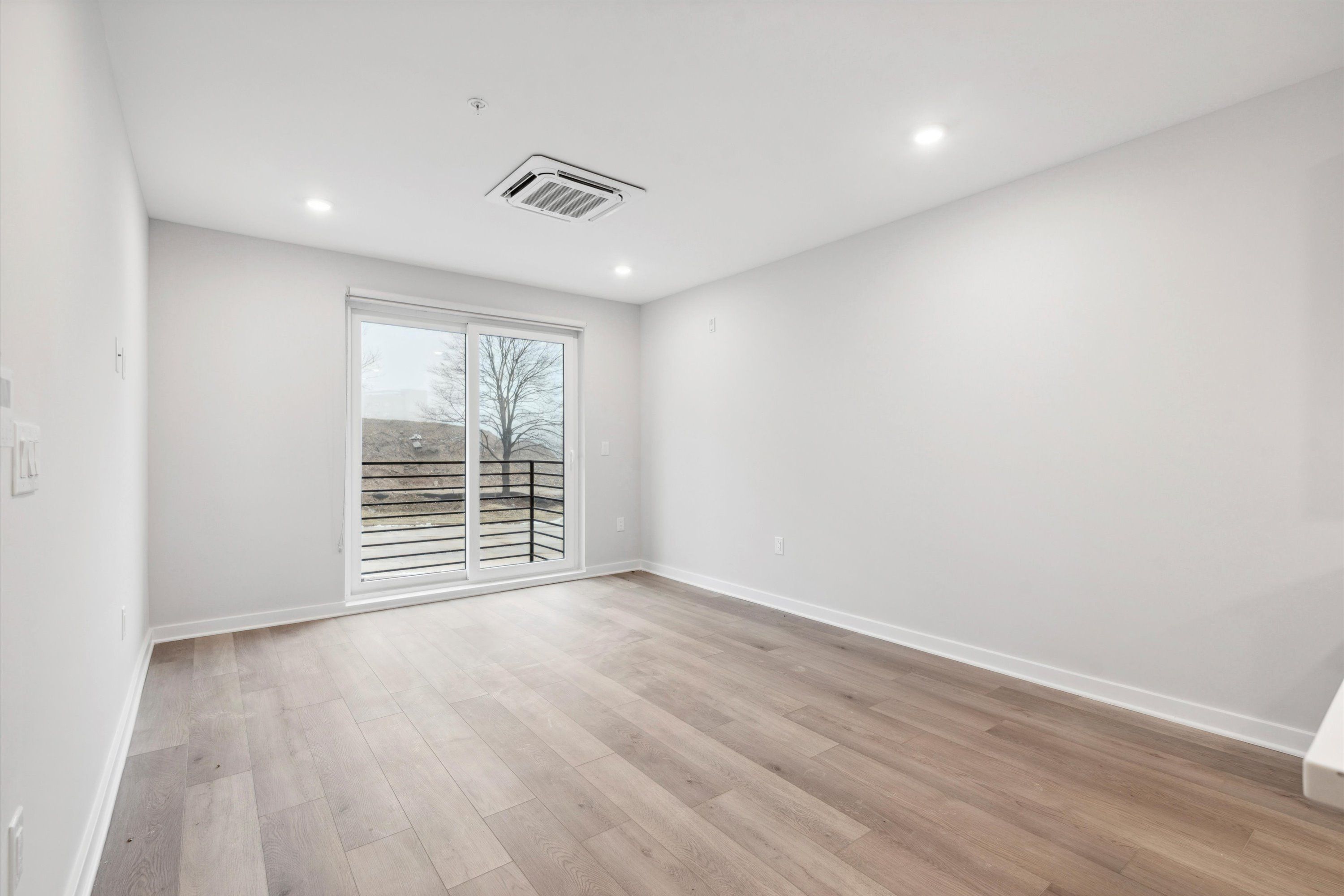 3449 SCOTTS LANE Unit B307