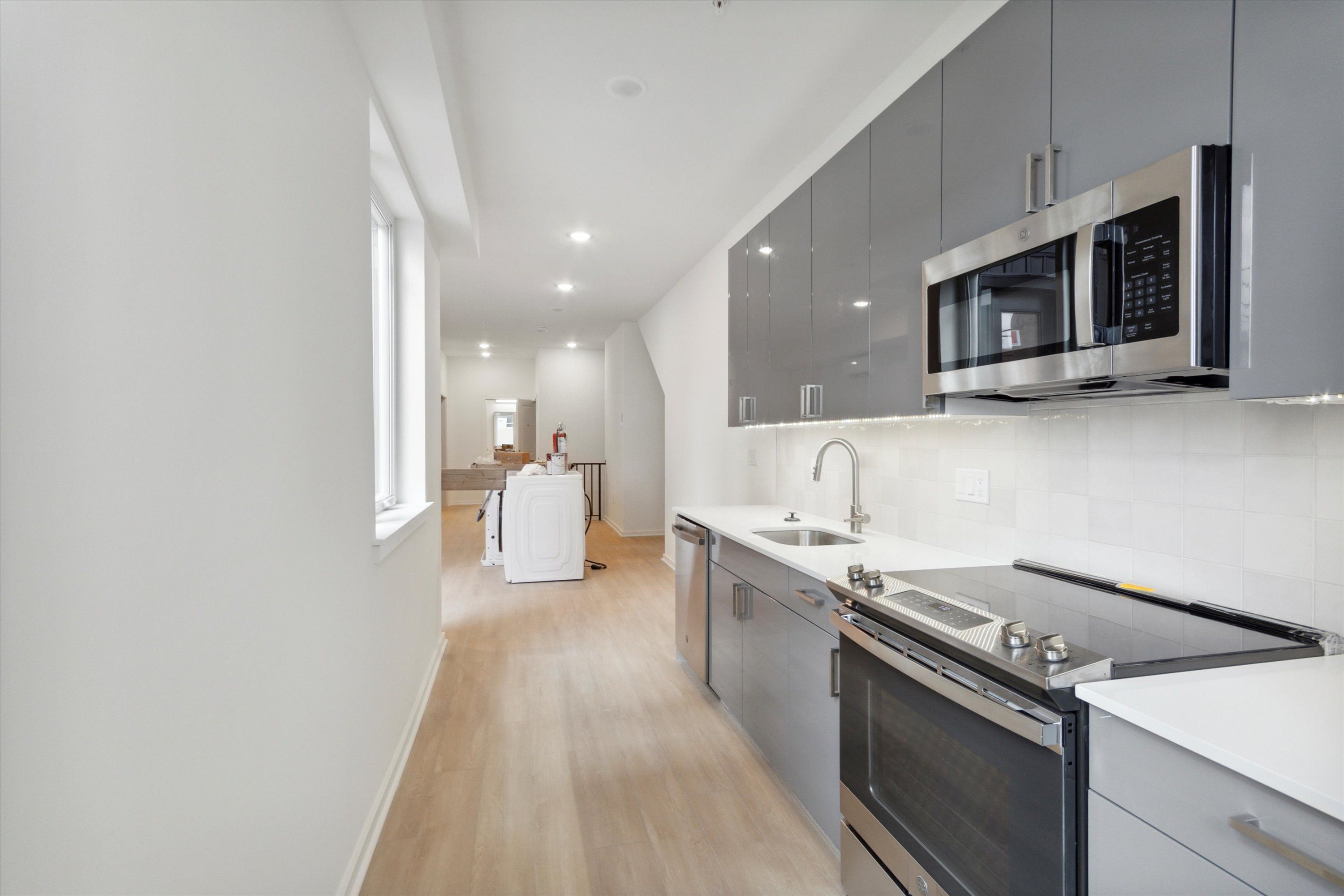 245 N 12TH ST Unit 2