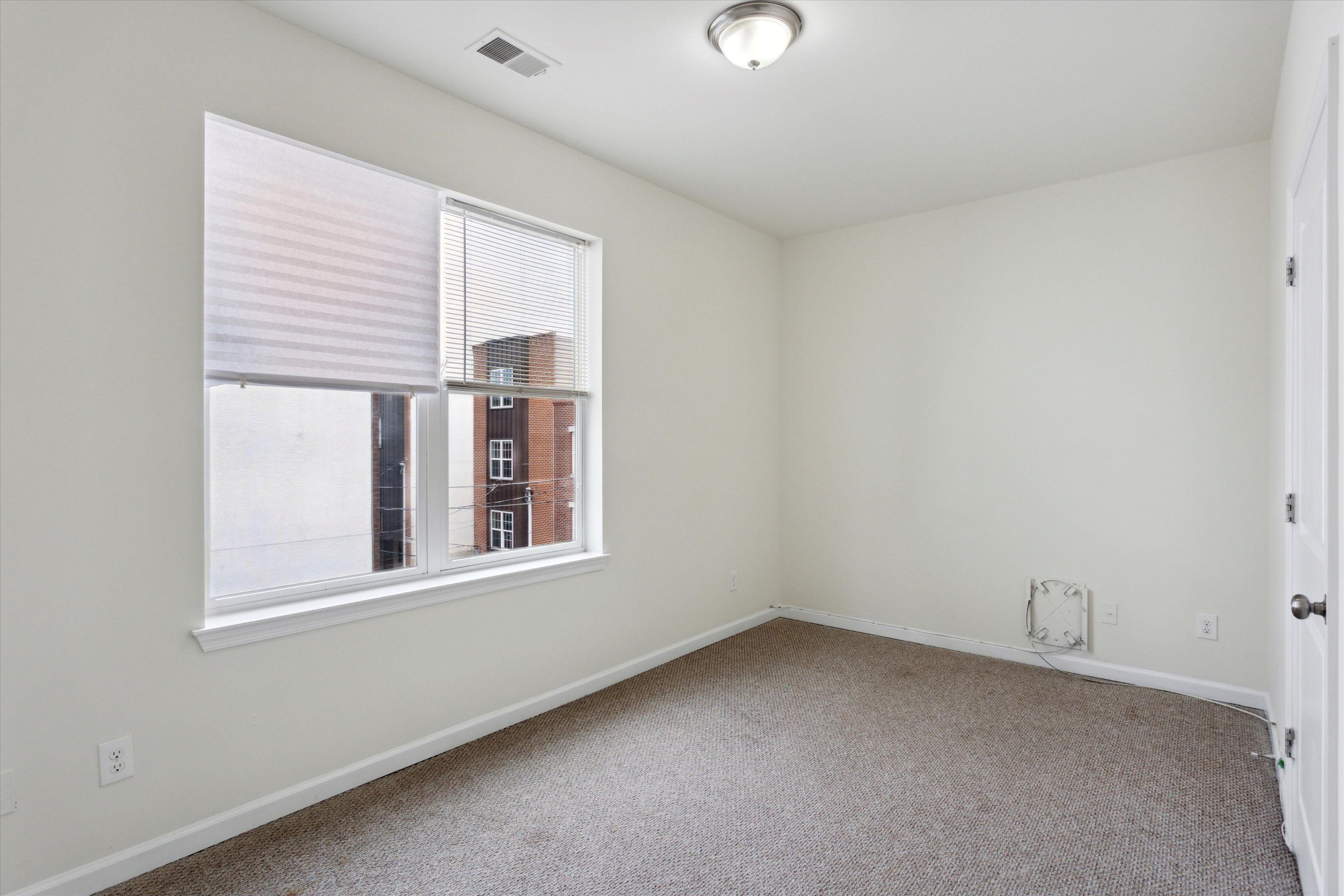 1811 W BERKS ST Unit C