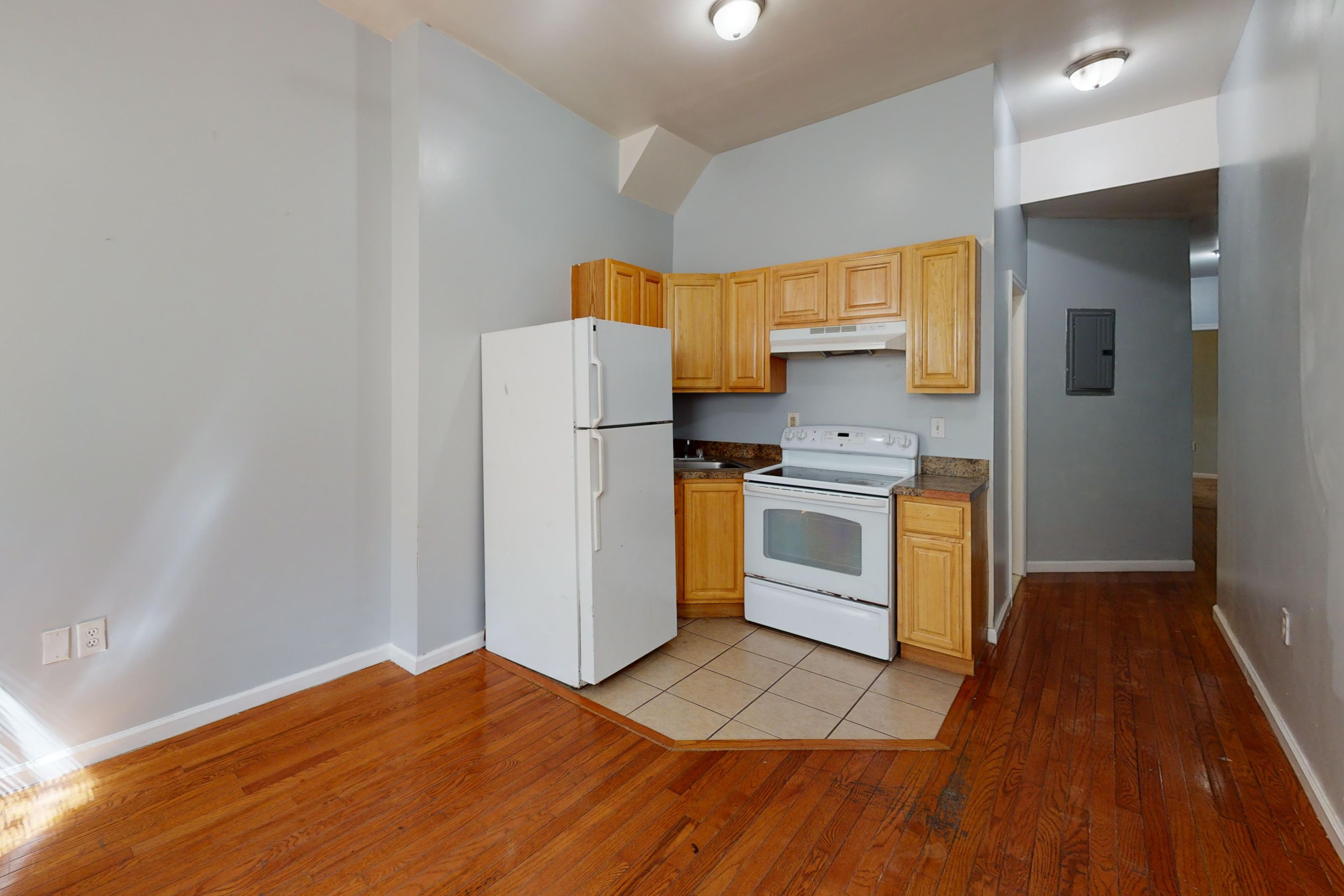 1719 N Willington ST Unit 1