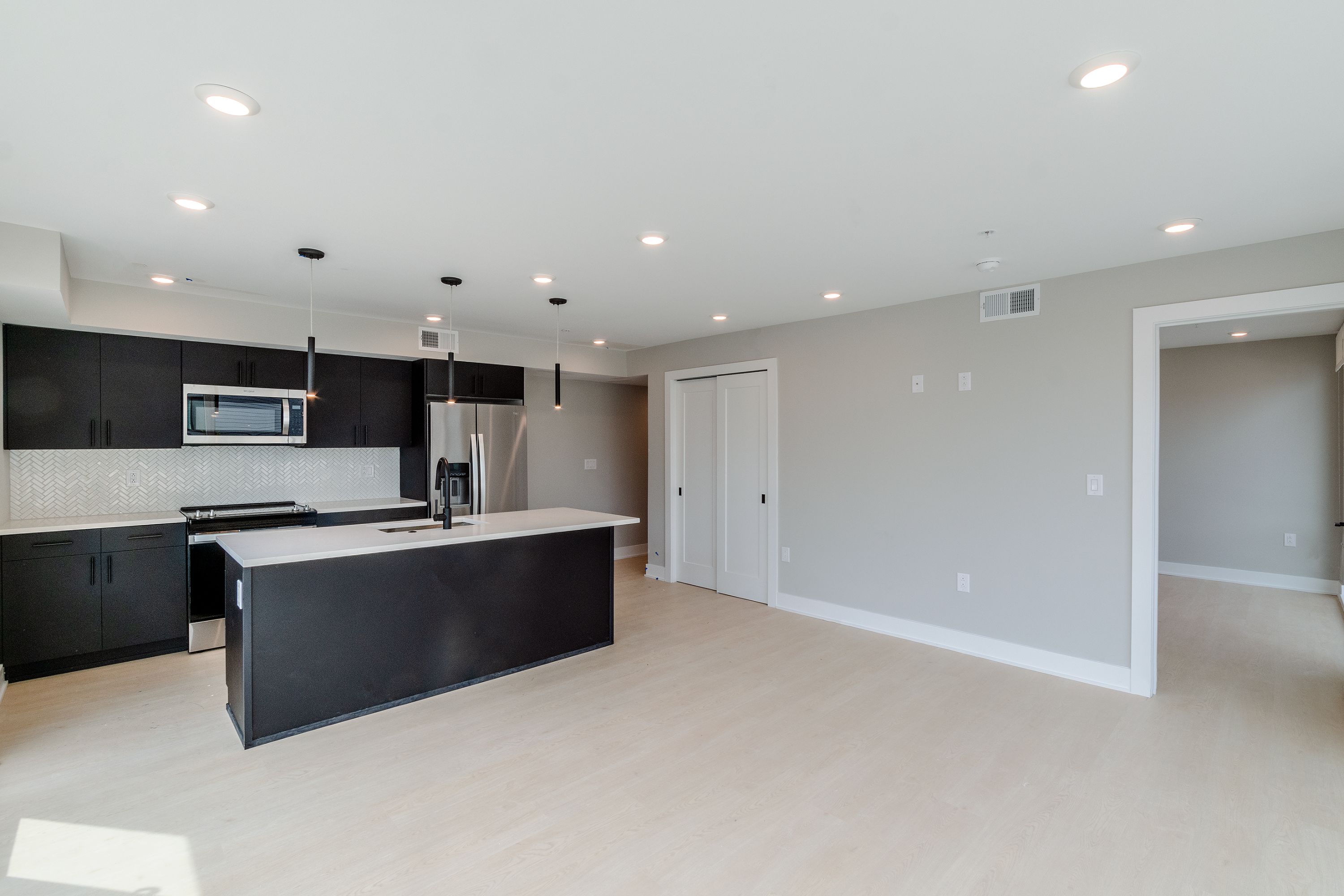 6604 Ridge Avenue Unit 305
