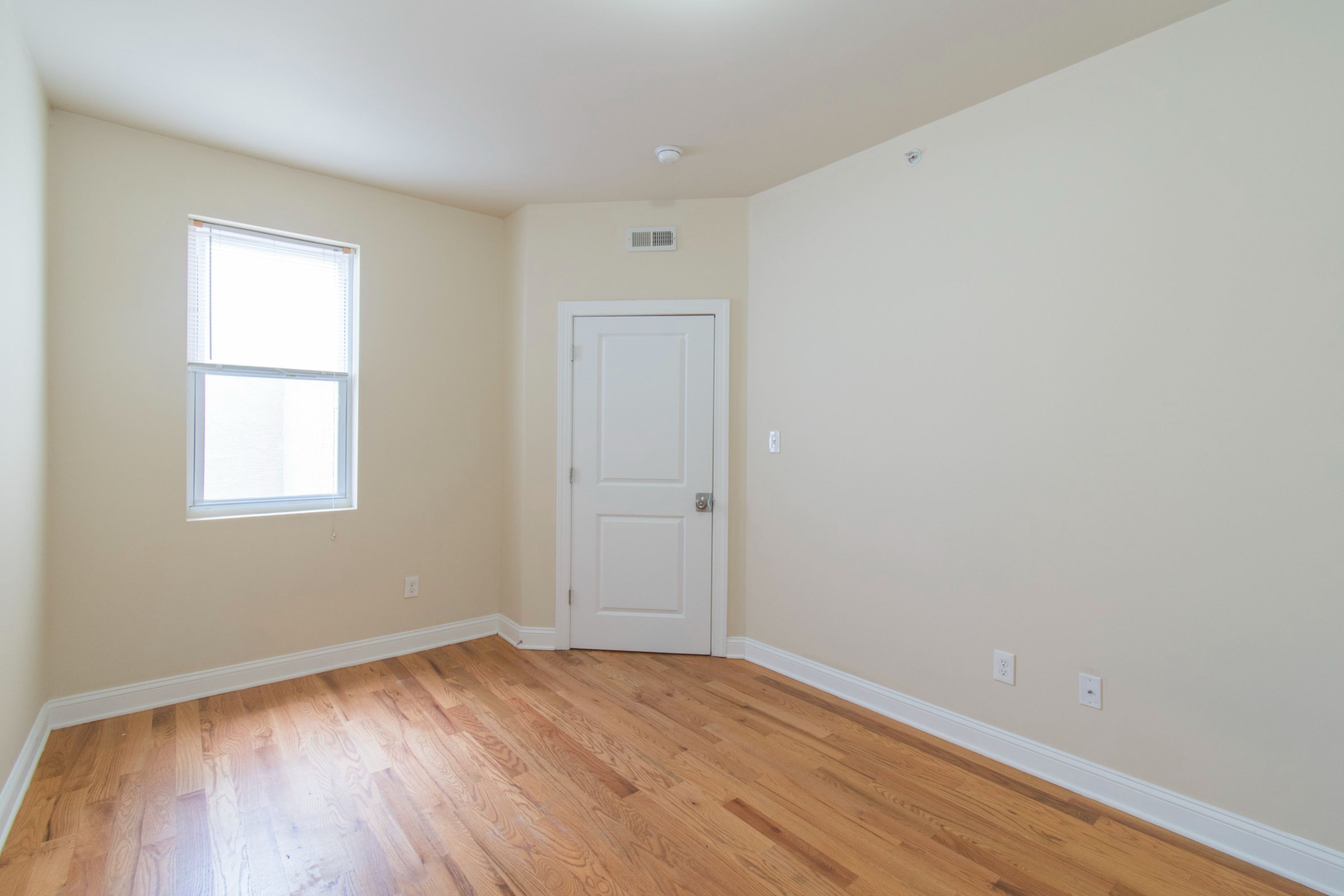 1927 N GRATZ ST Unit 2