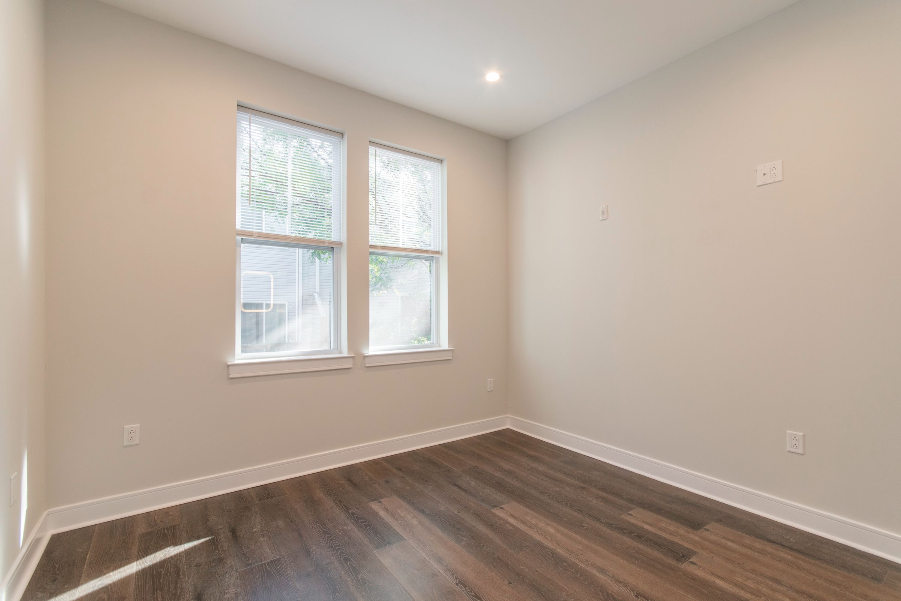 1229 N Franklin ST Unit 4