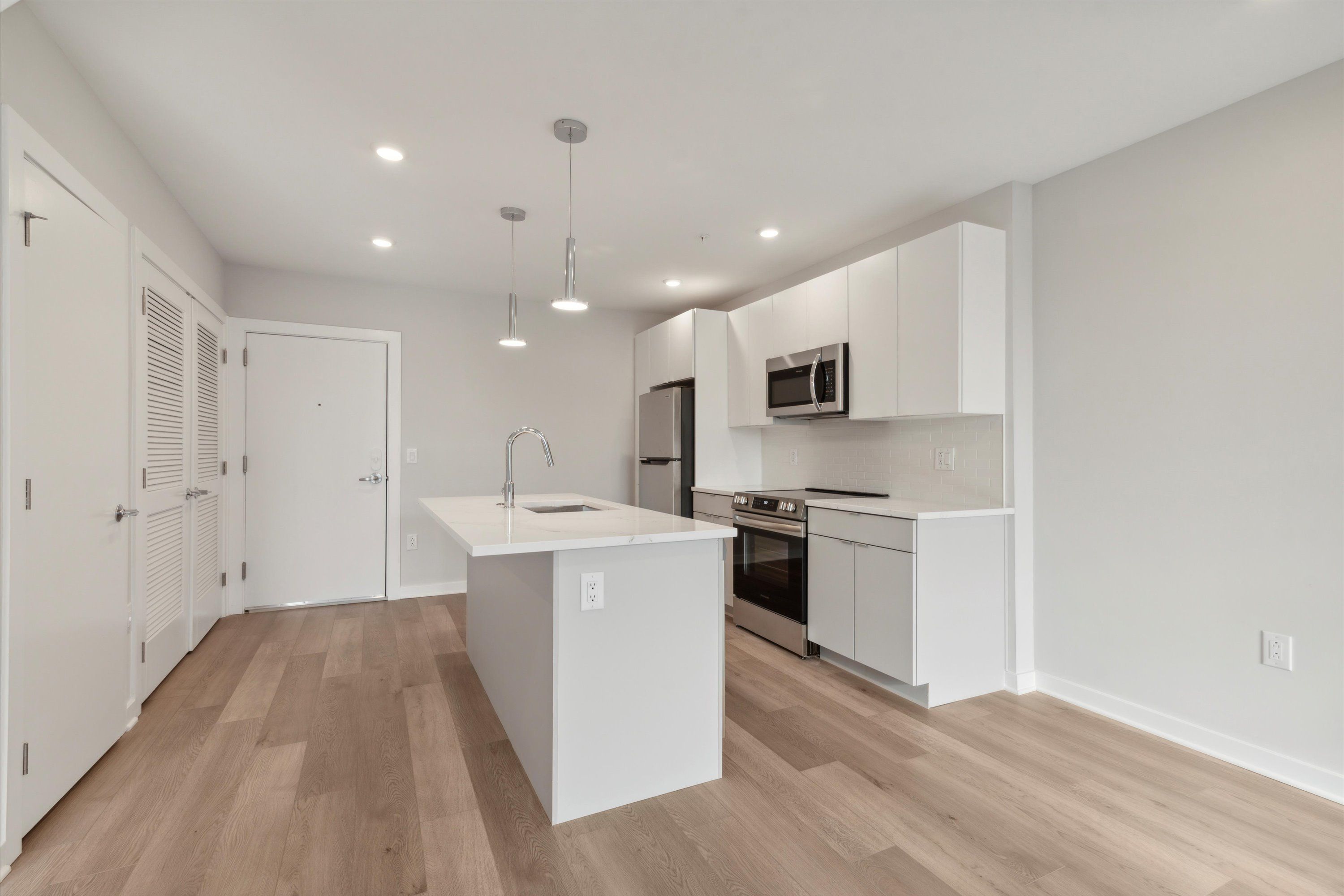 3449 SCOTTS LANE Unit B424