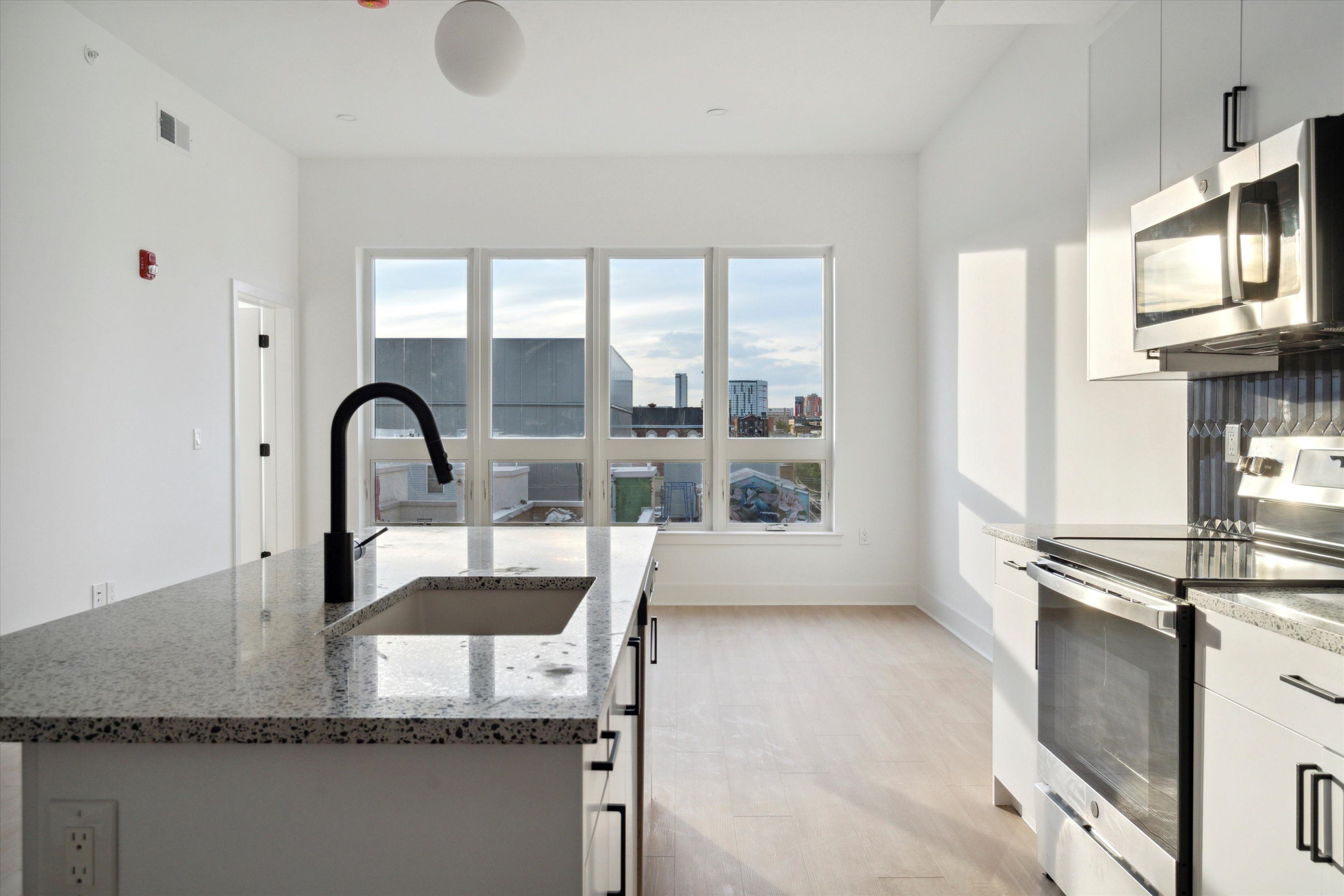1643 N 2ND ST Unit 402