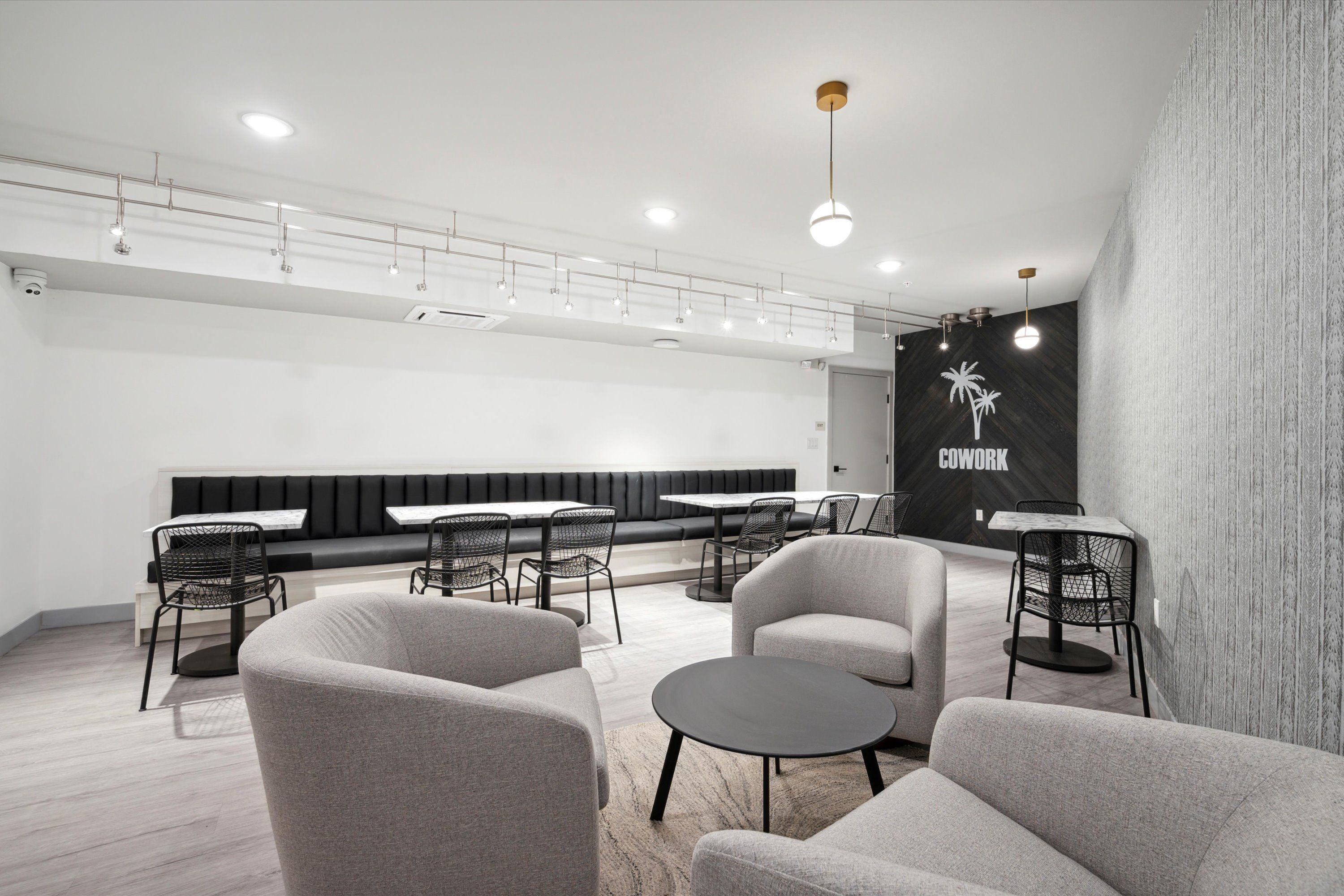 1102 GERMANTOWN AVENUE Unit 209
