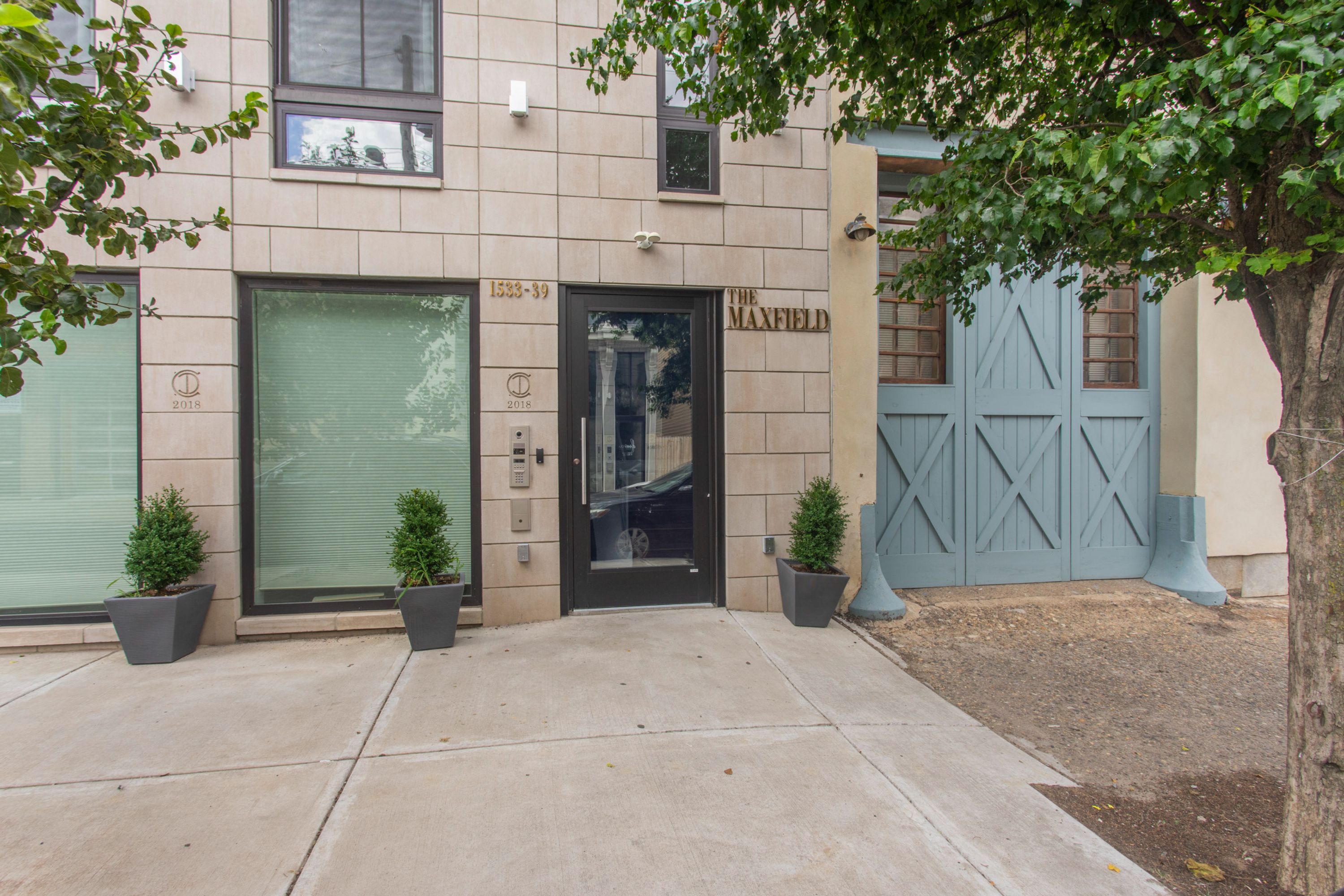 1533-39 PARRISH ST Unit 2F
