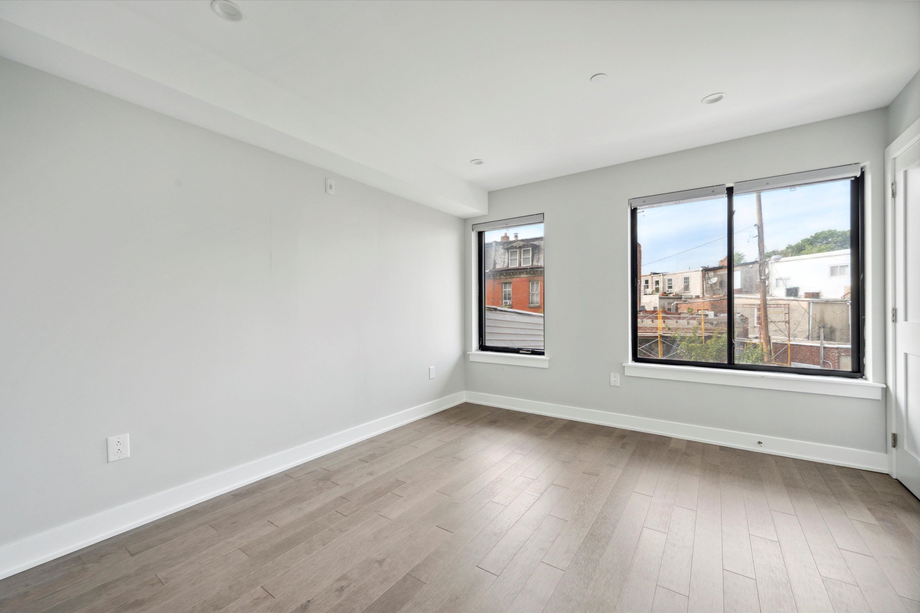 3834 BARING ST Unit 201