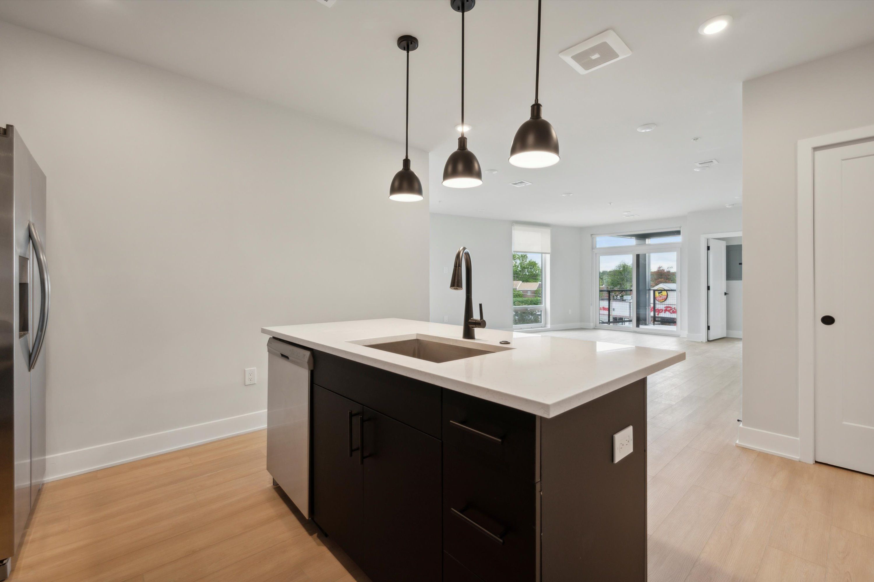 6910 Ridge Avenue Unit 418