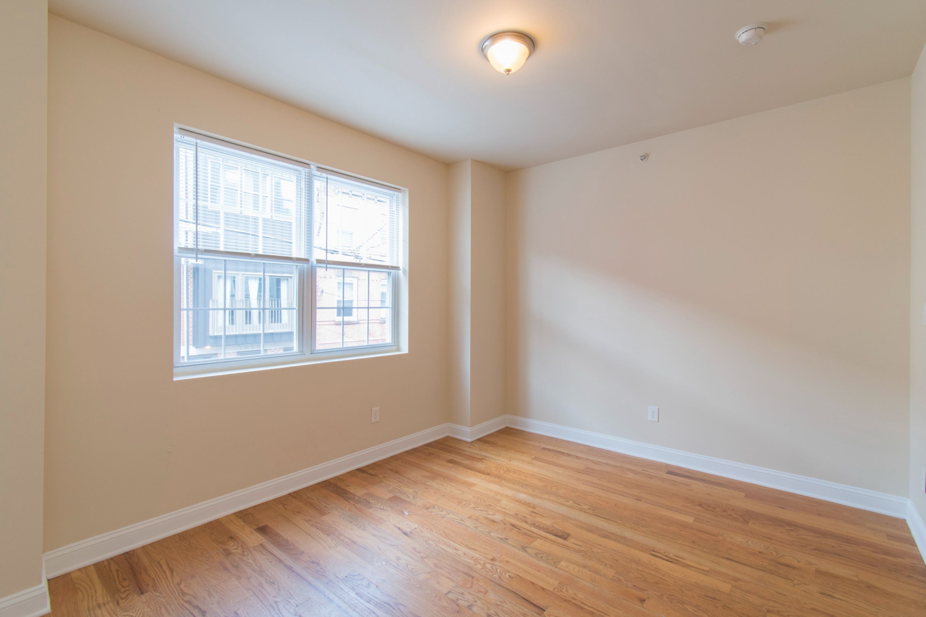 1927 N GRATZ ST Unit 2