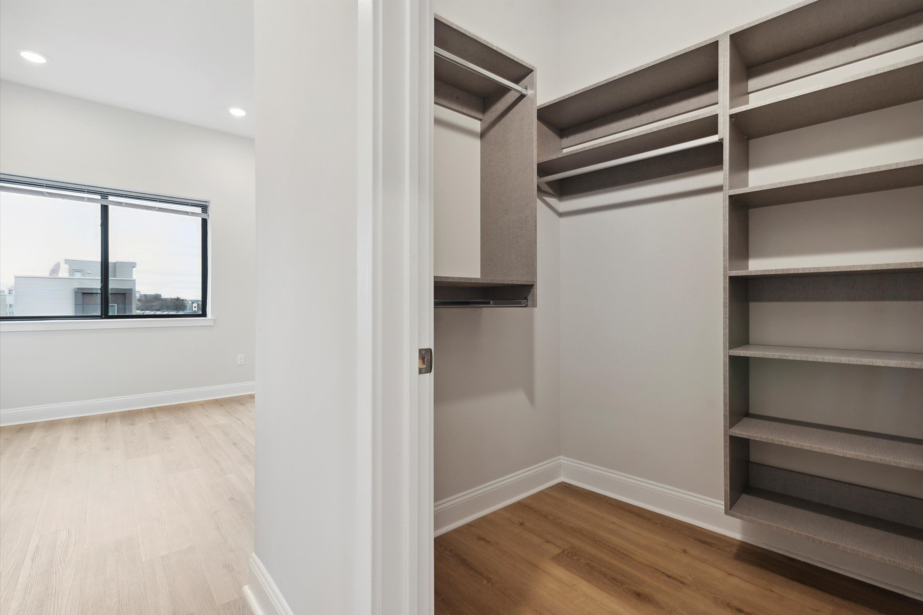 2157 E LEHIGH AVE Unit 502