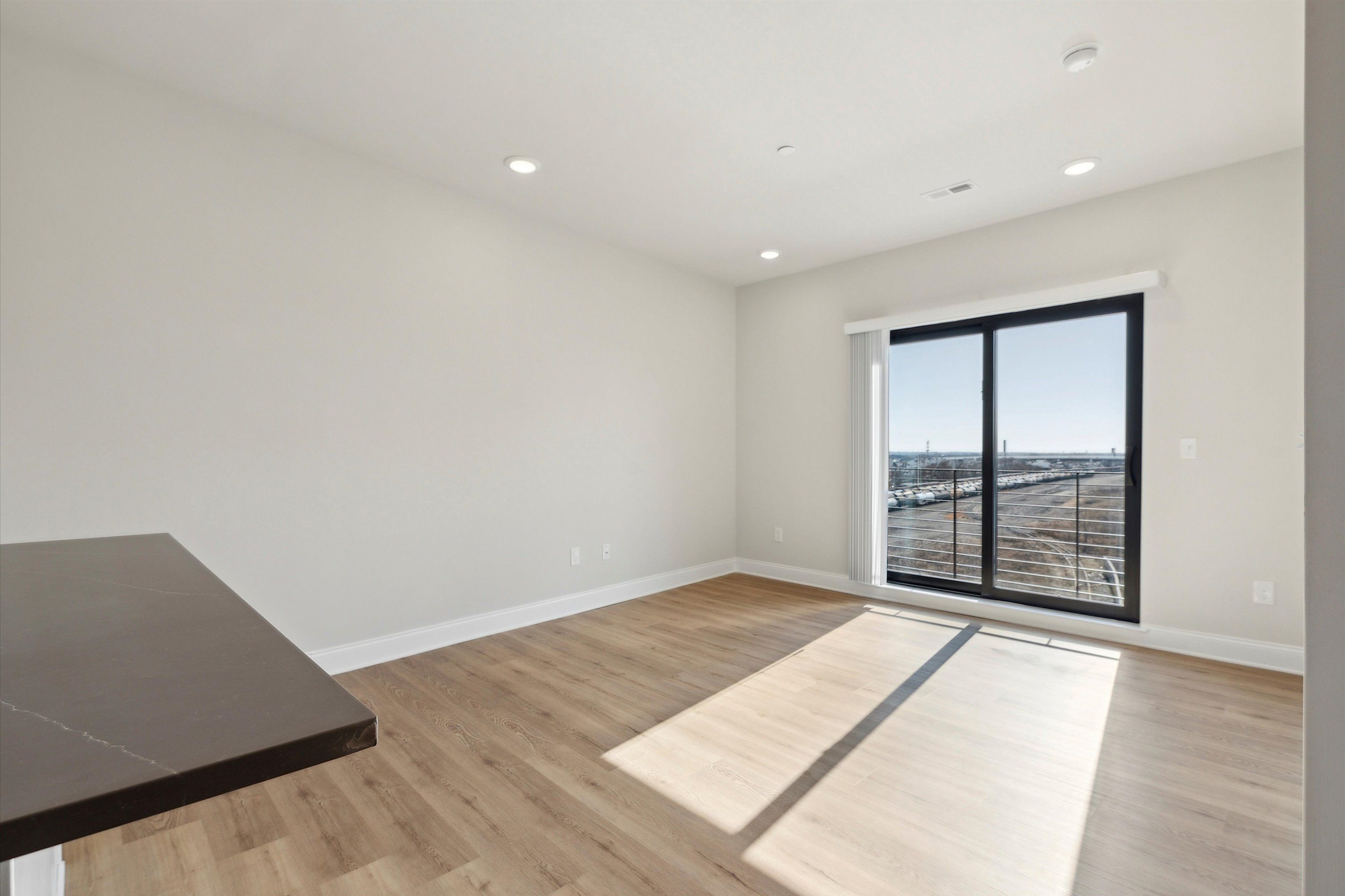 2157 E LEHIGH AVE Unit 604