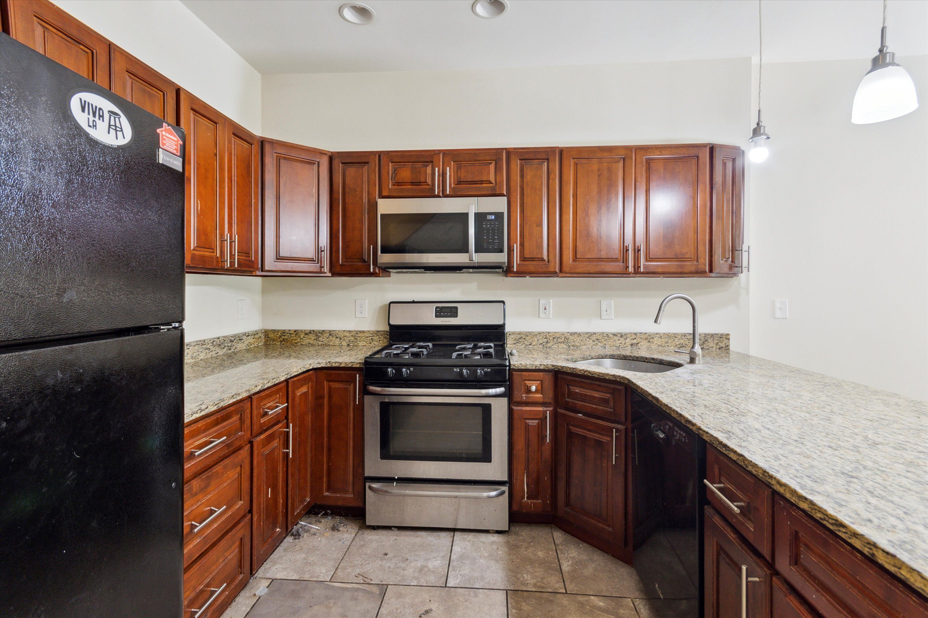 1728 N GRATZ ST Unit B