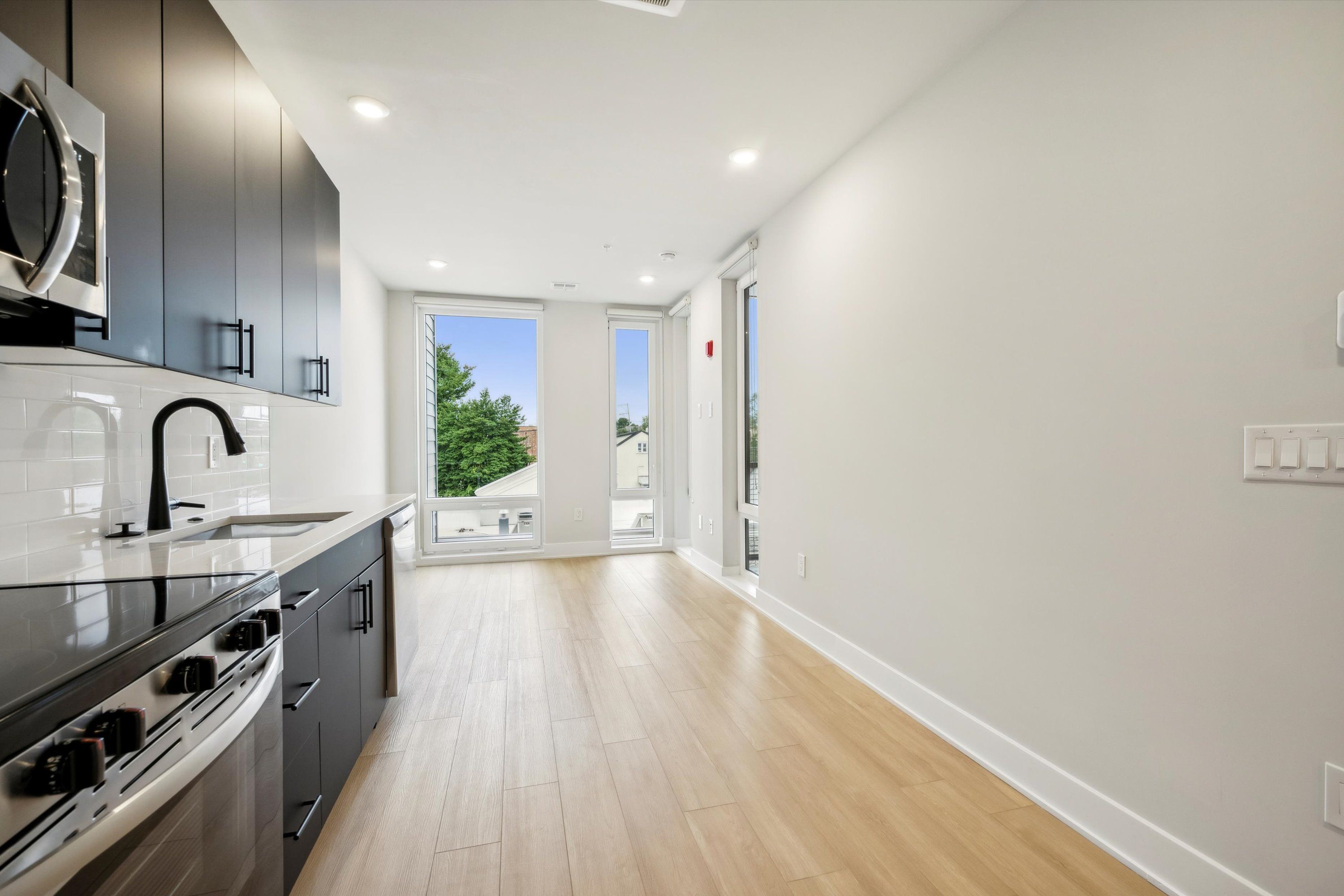 6910 Ridge Avenue Unit 306