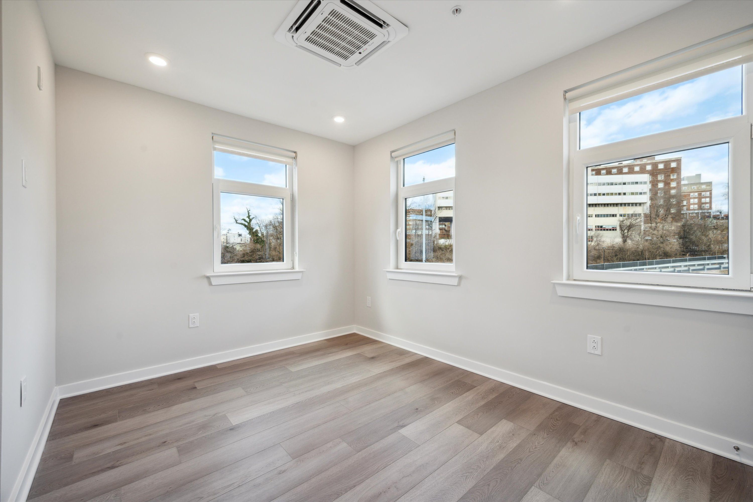 3449 SCOTTS LANE Unit B421