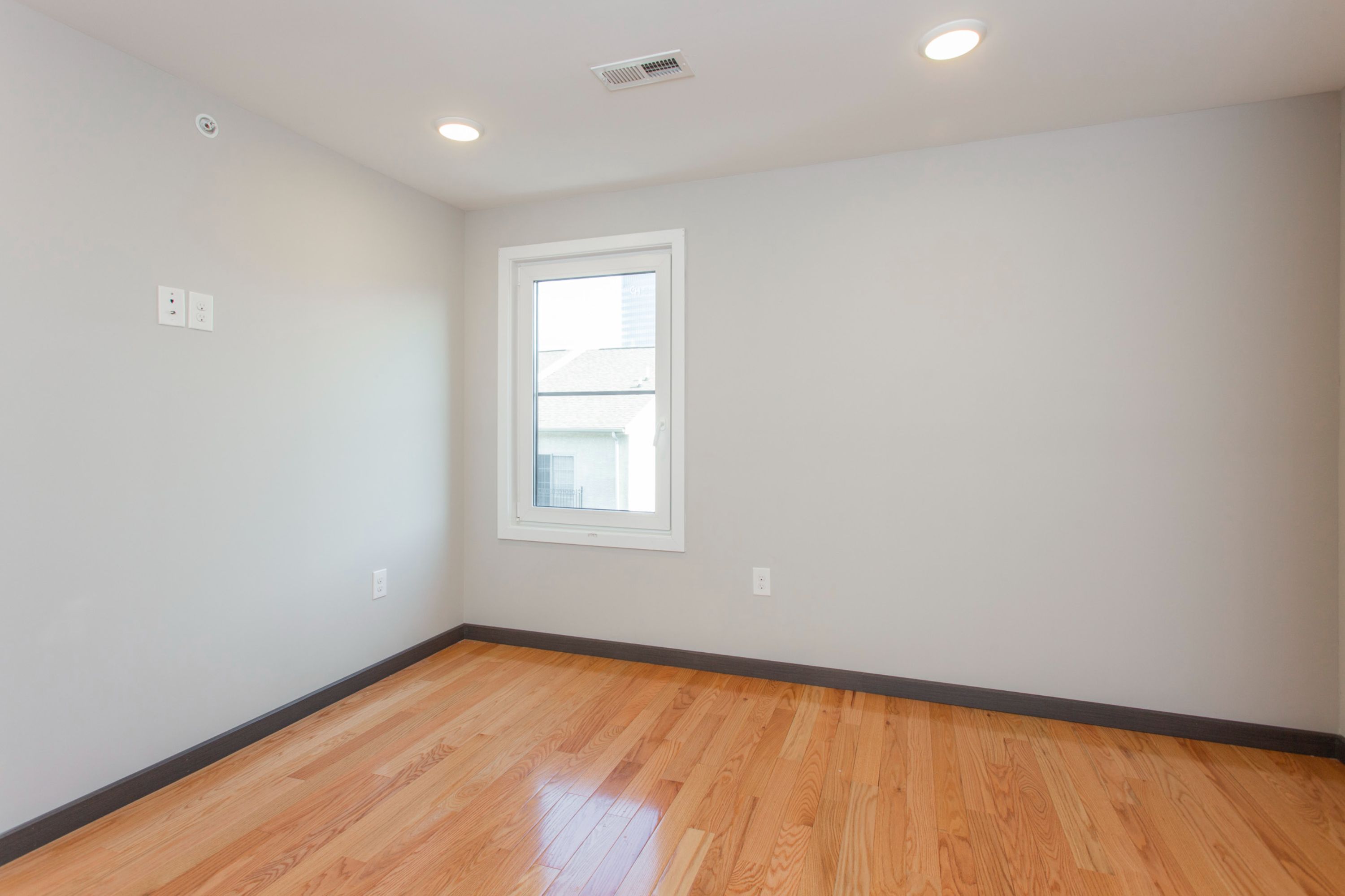 2545-47 MONTROSE ST Unit D