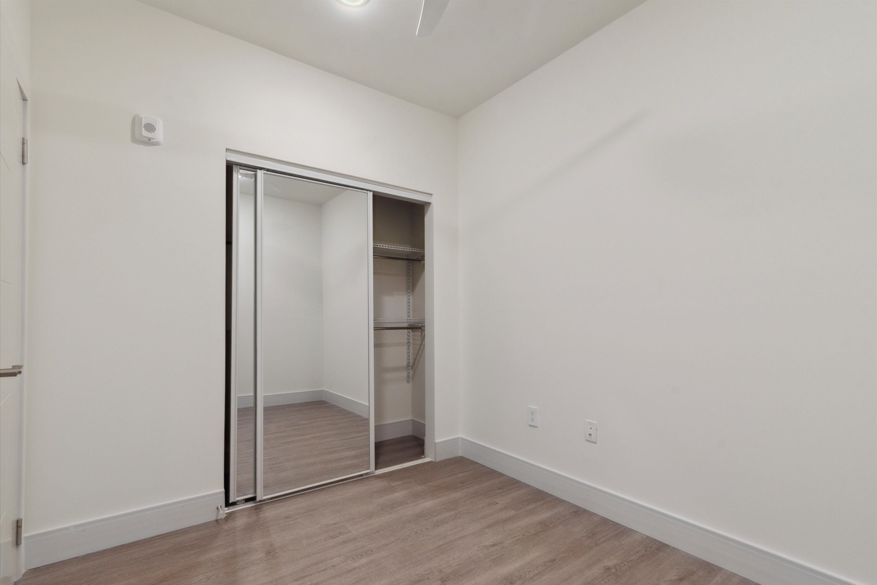 1221 E Fletcher St Unit 209
