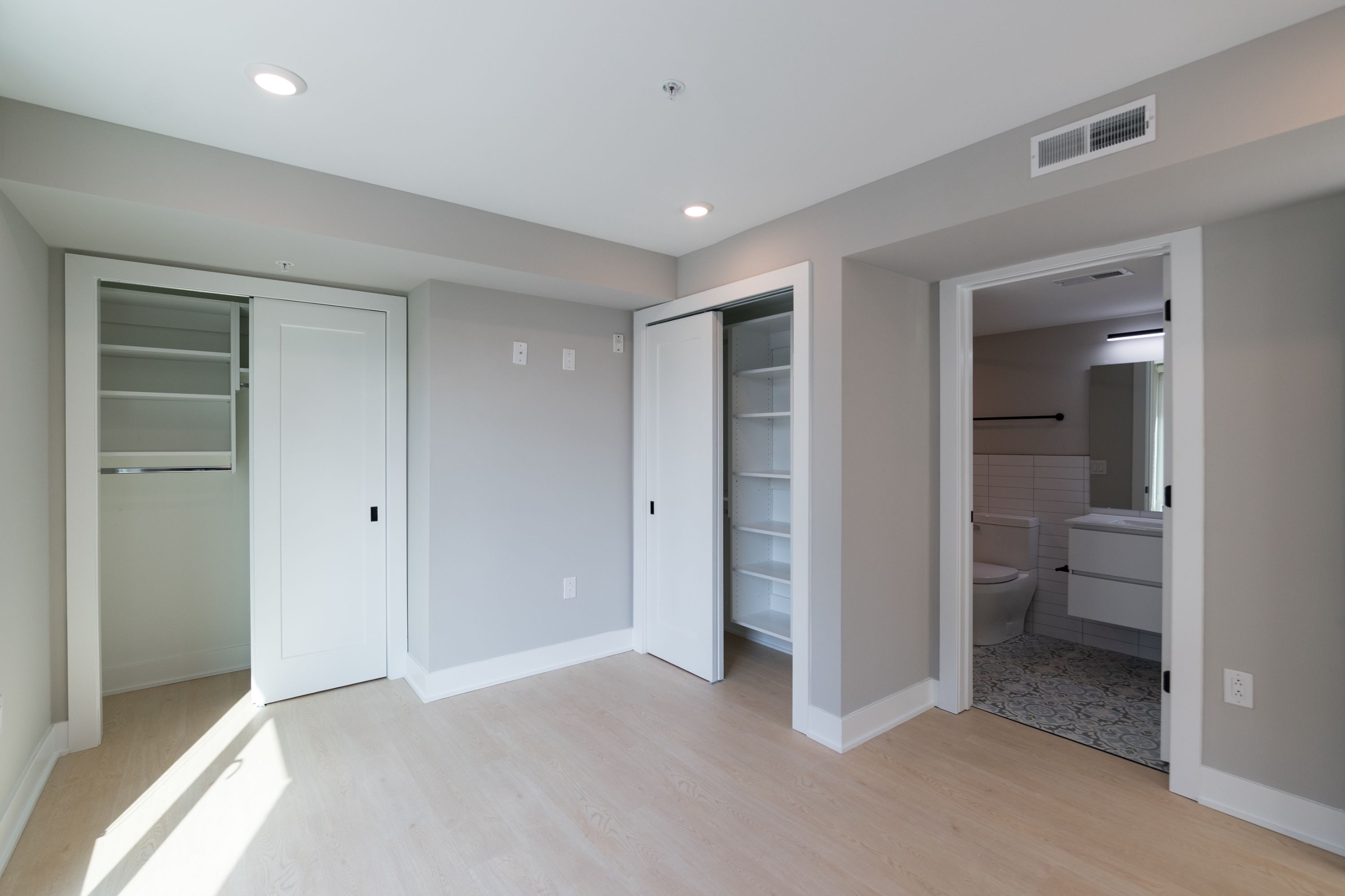 6604 Ridge Avenue Unit 300