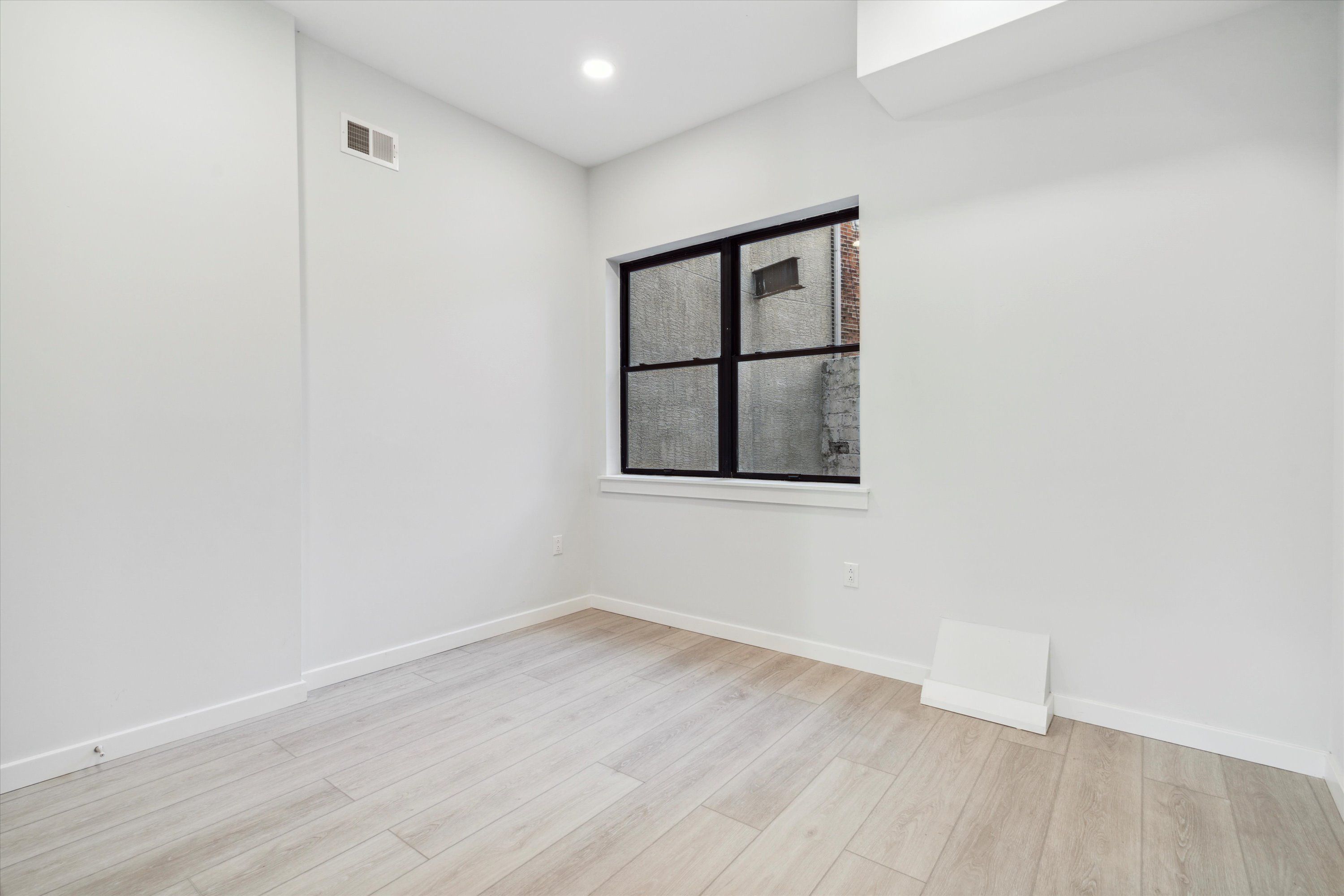 3804 Lancaster Ave Unit 101