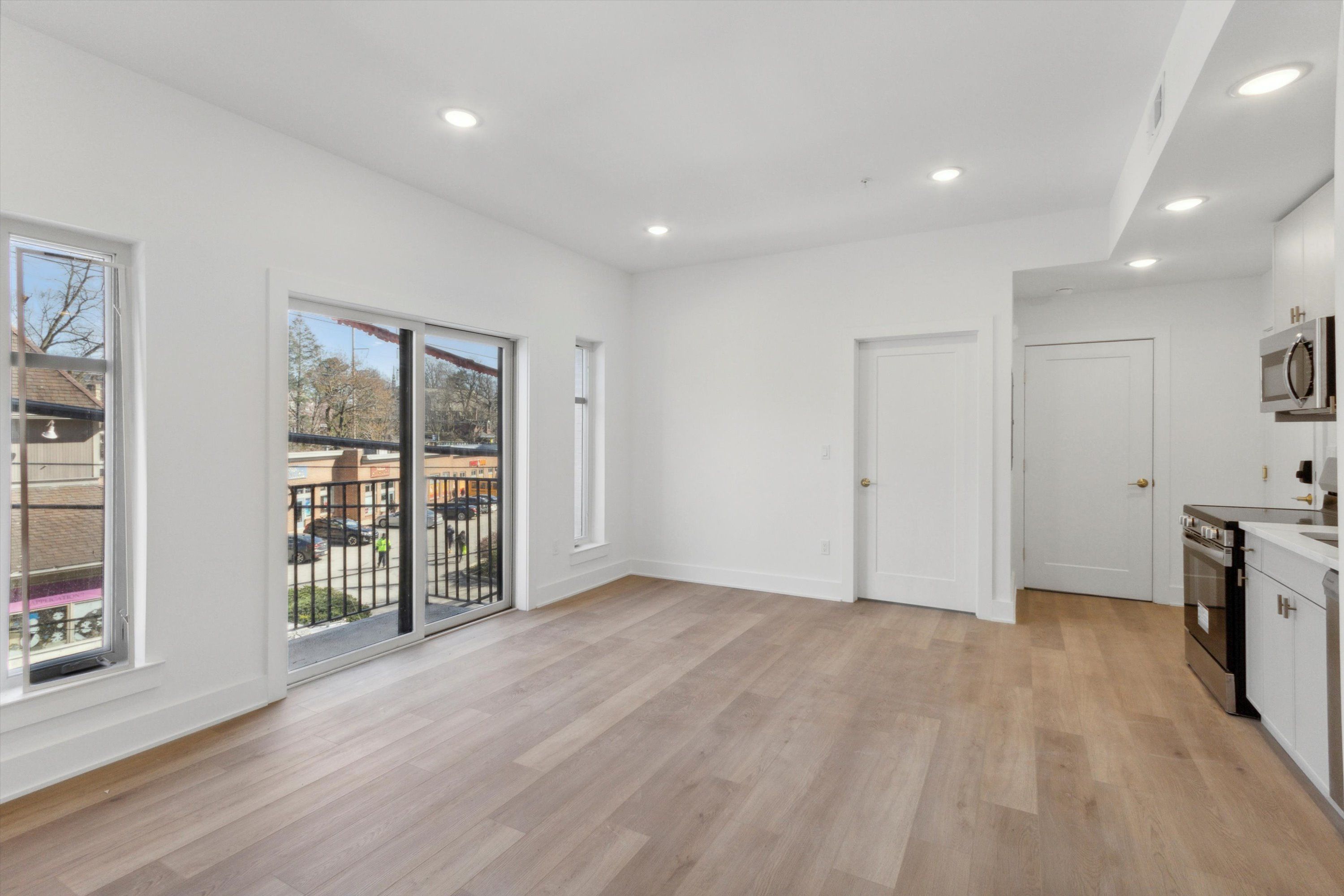 367 W Hortter St Unit 205