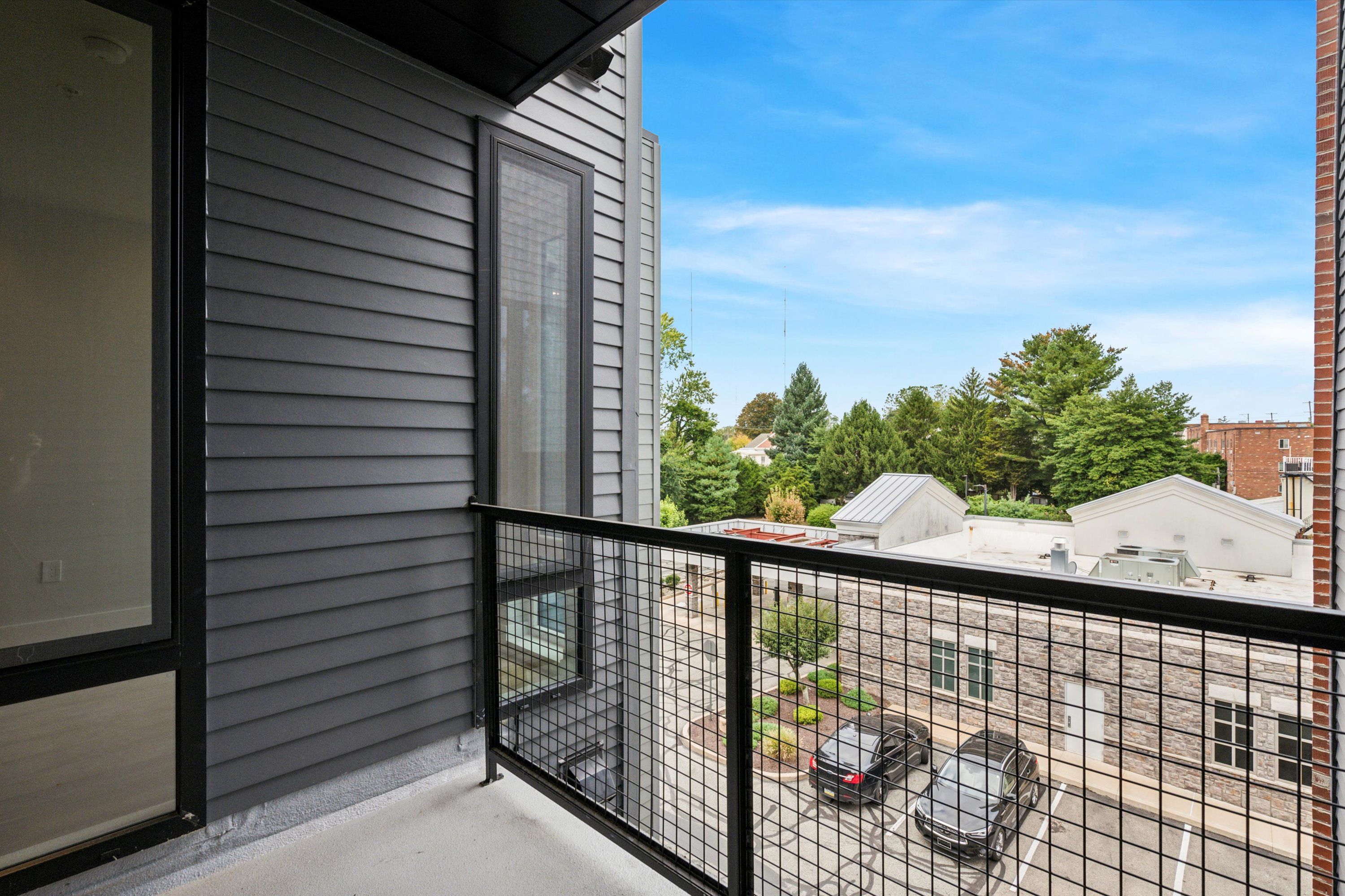 6910 Ridge Avenue Unit 306