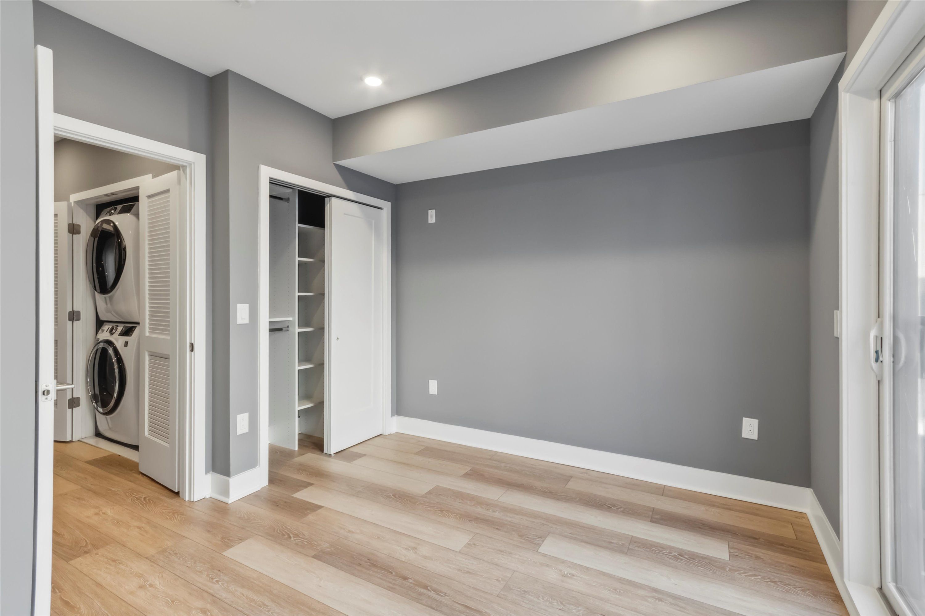 1615 POPLAR ST Unit 3