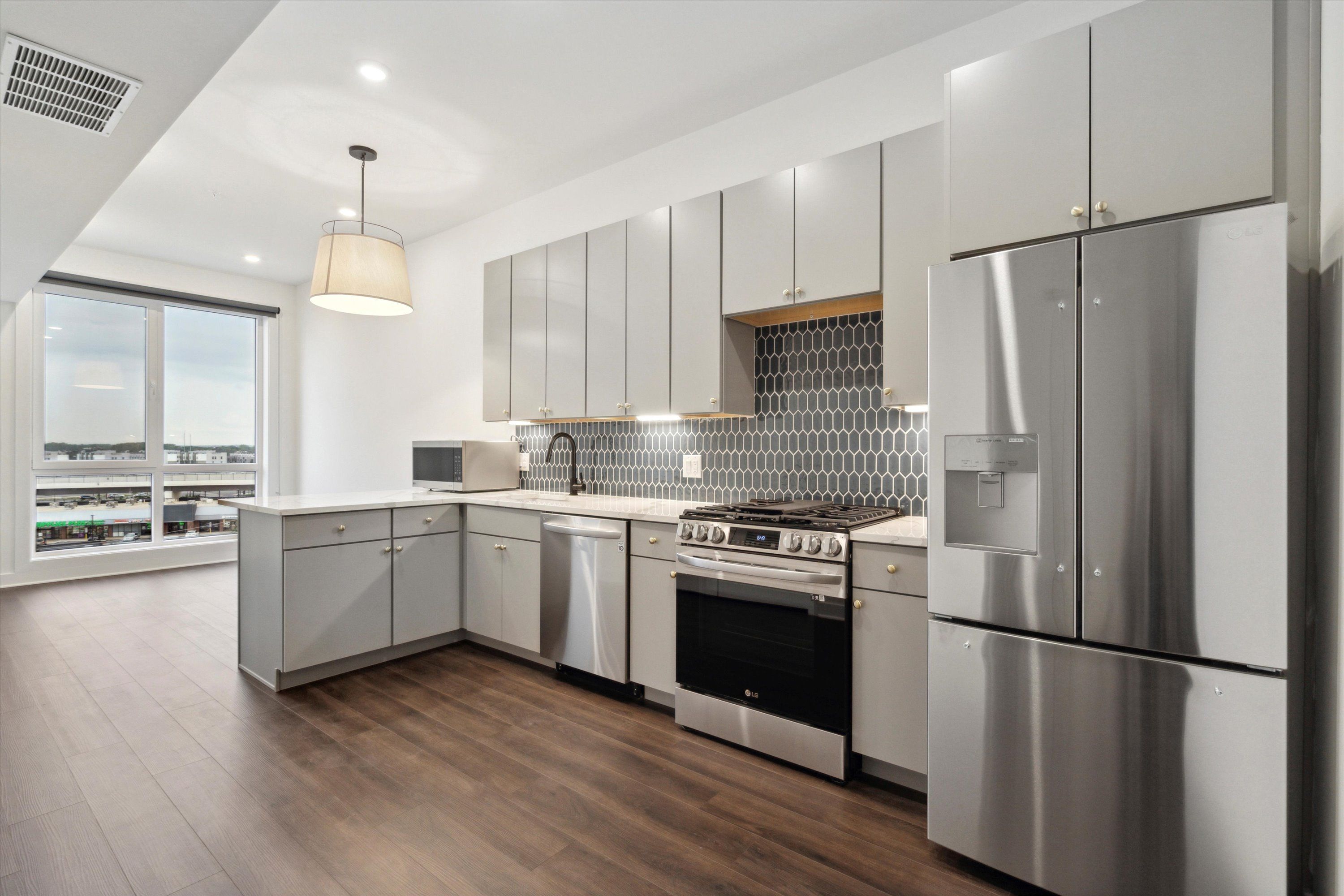 2636 E YORK ST Unit 602