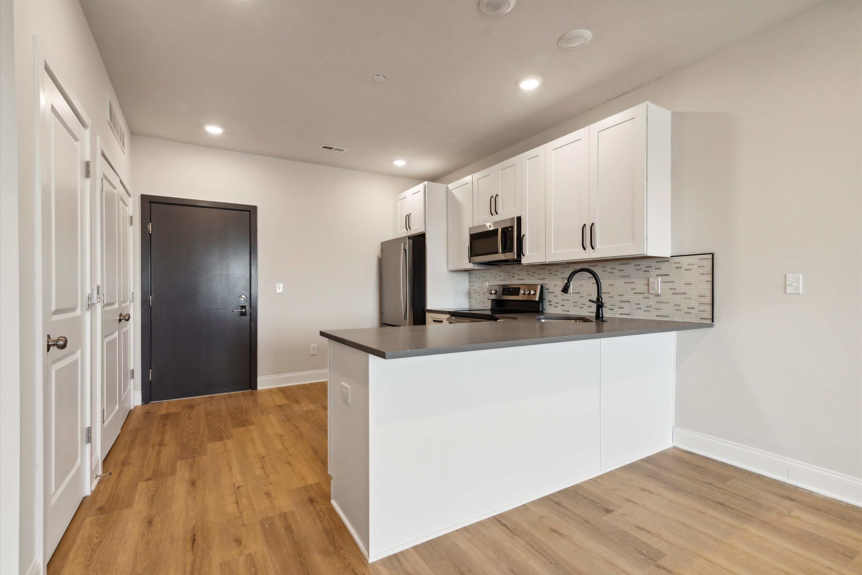 2143 E LEHIGH AVE Unit 612