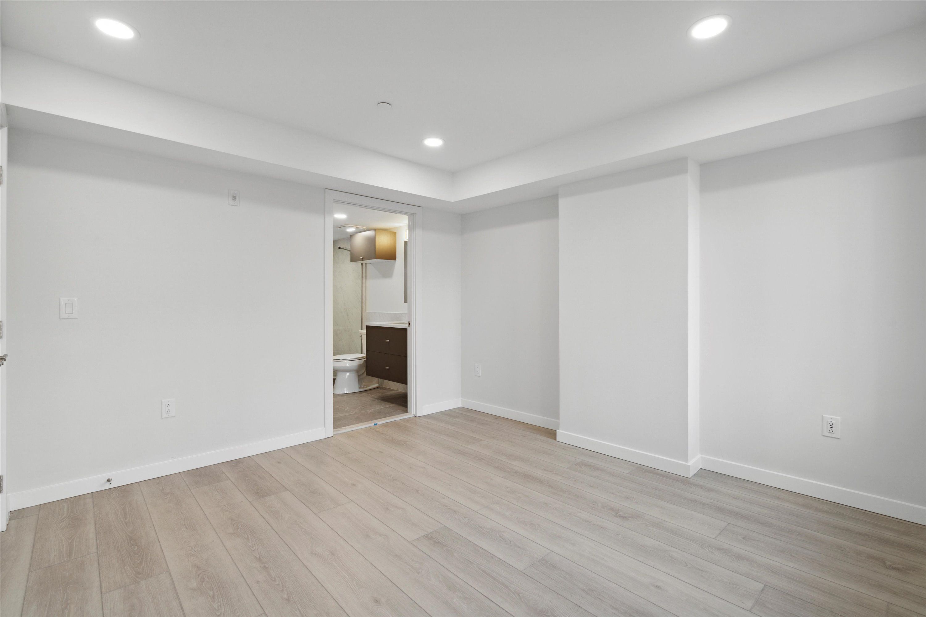 3804 Lancaster Ave Unit 302