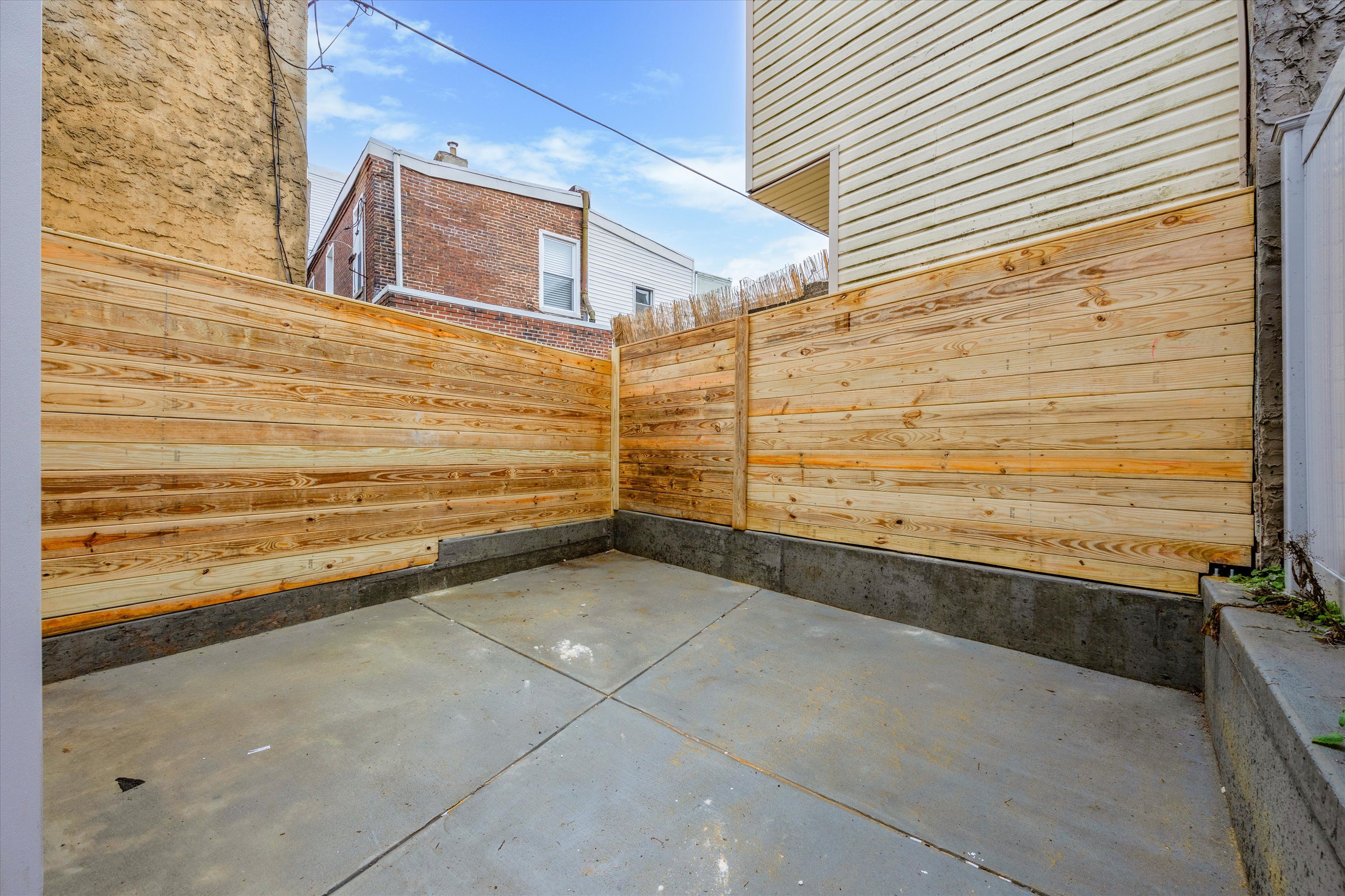 2451 FRANKFORD AVE Unit 203