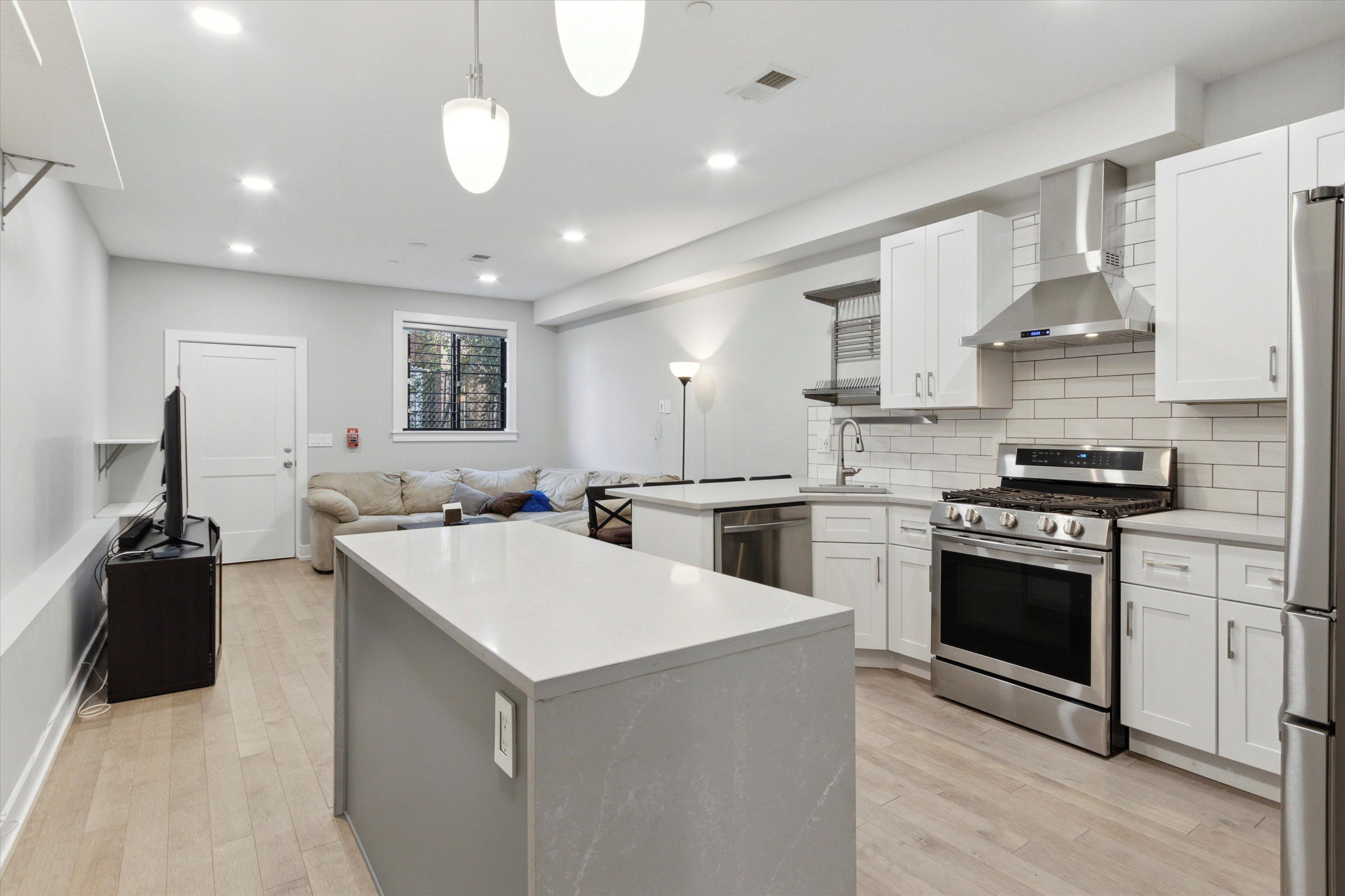3828 BARING ST Unit 101