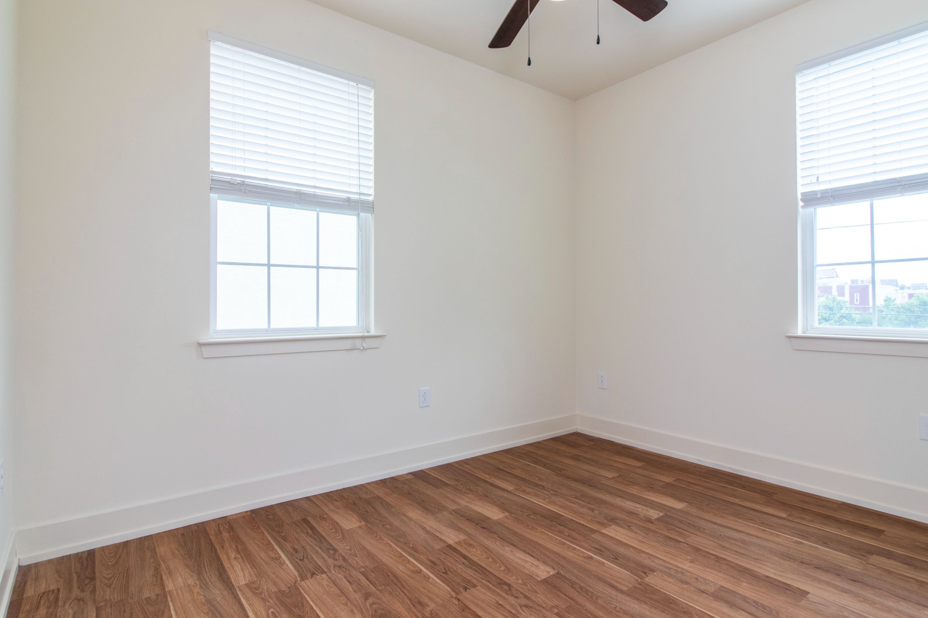 1904 N MARSHALL ST Unit 2