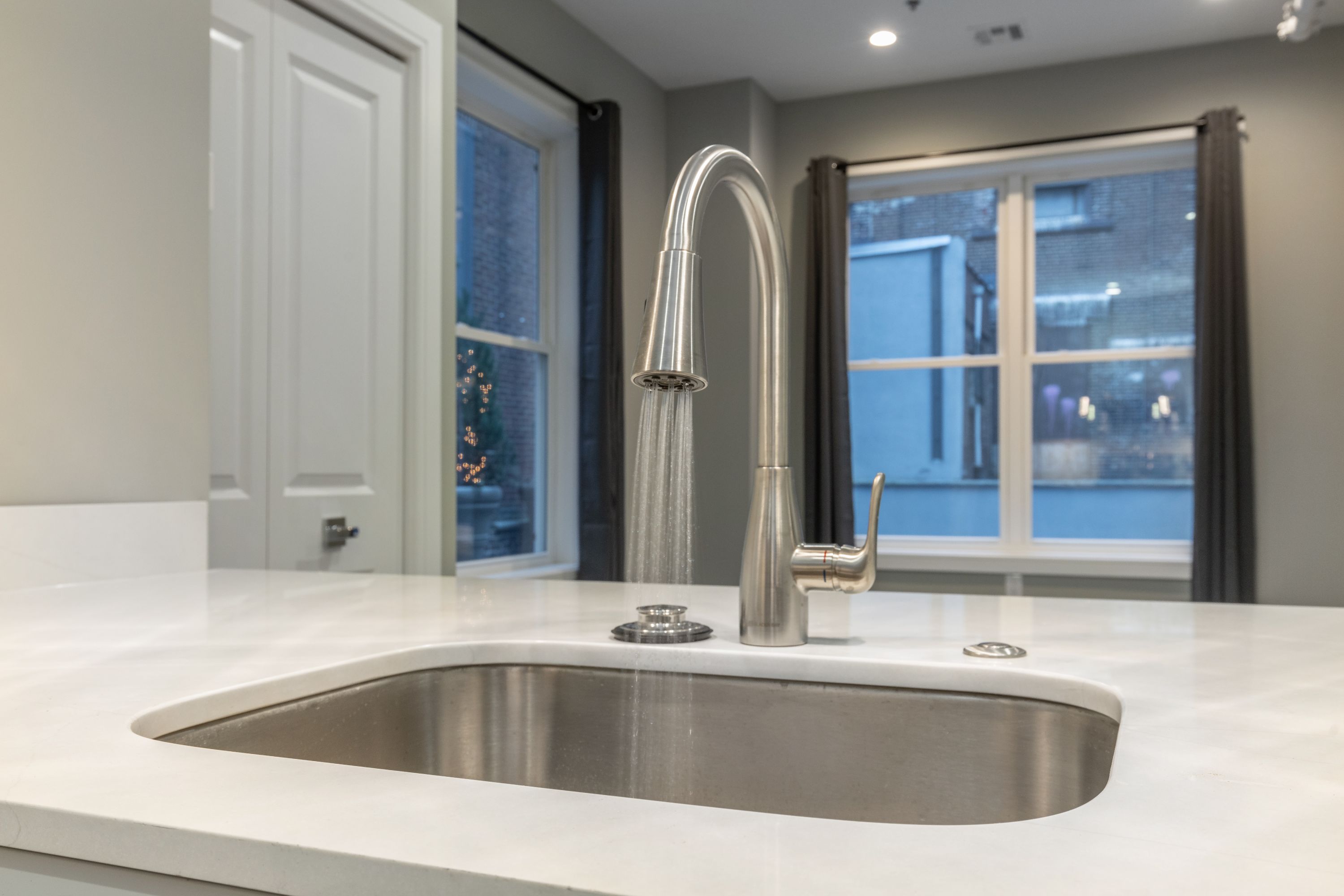 1133 E COLUMBIA AVE Unit 102