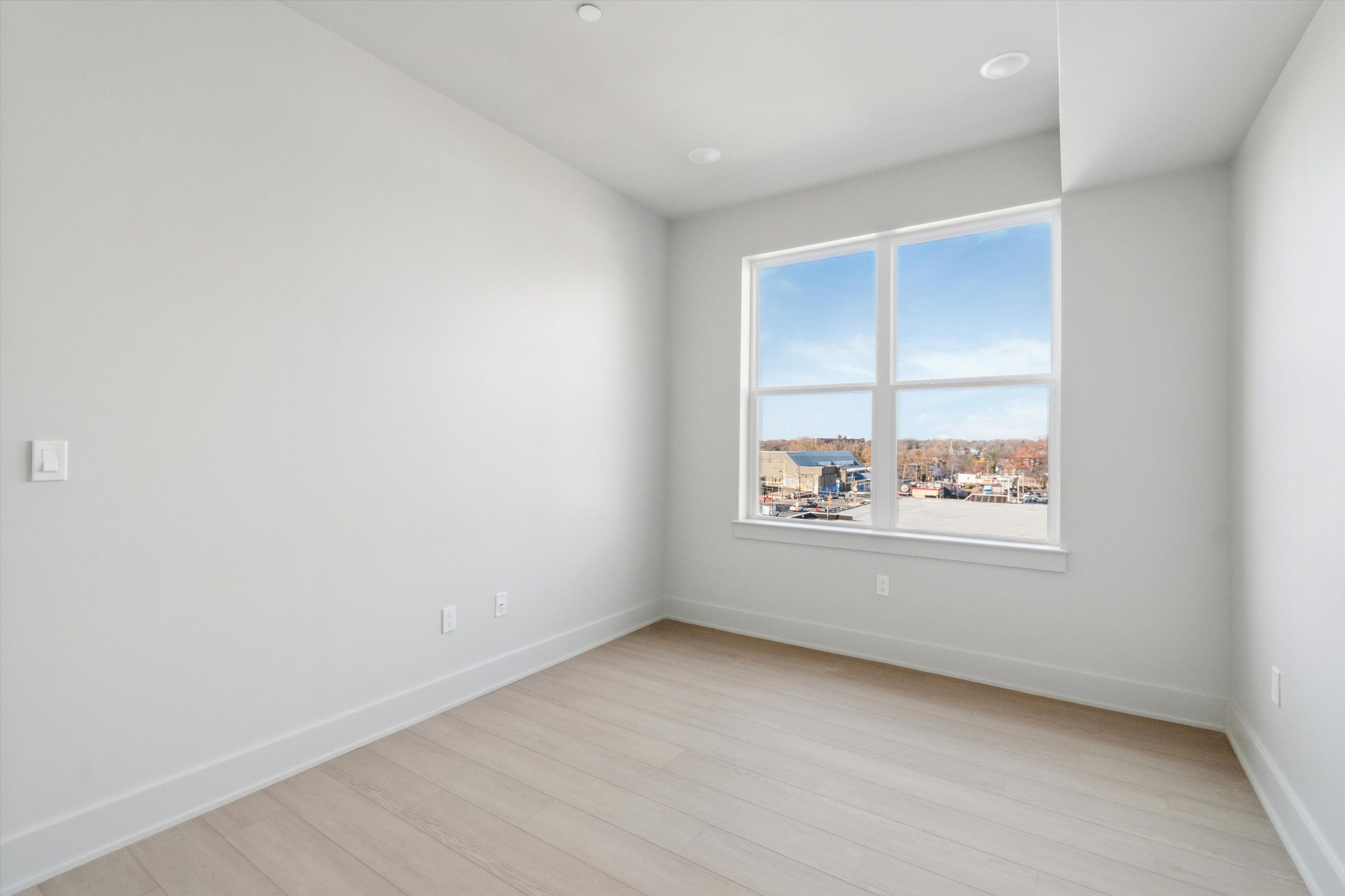 5521 Wayne Ave Unit 509
