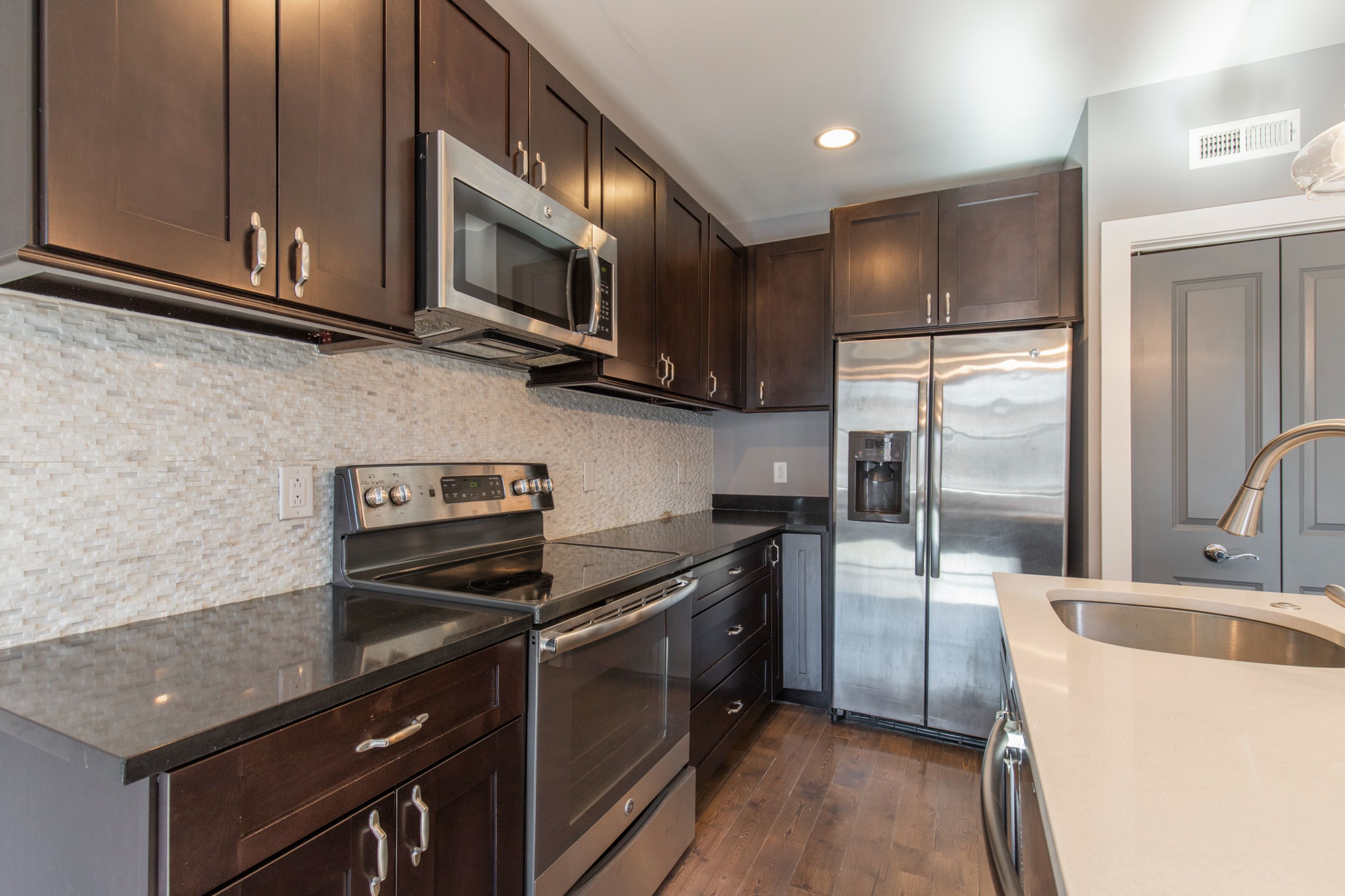 1023 Mount Vernon ST Unit 3