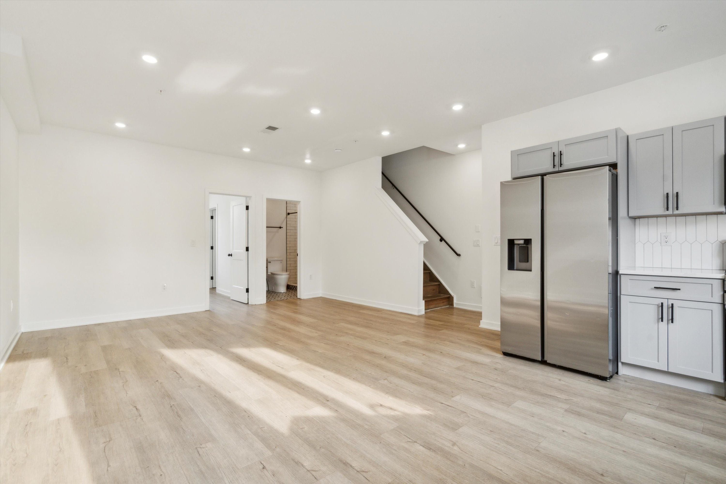 1533 N Sydenham ST Unit B
