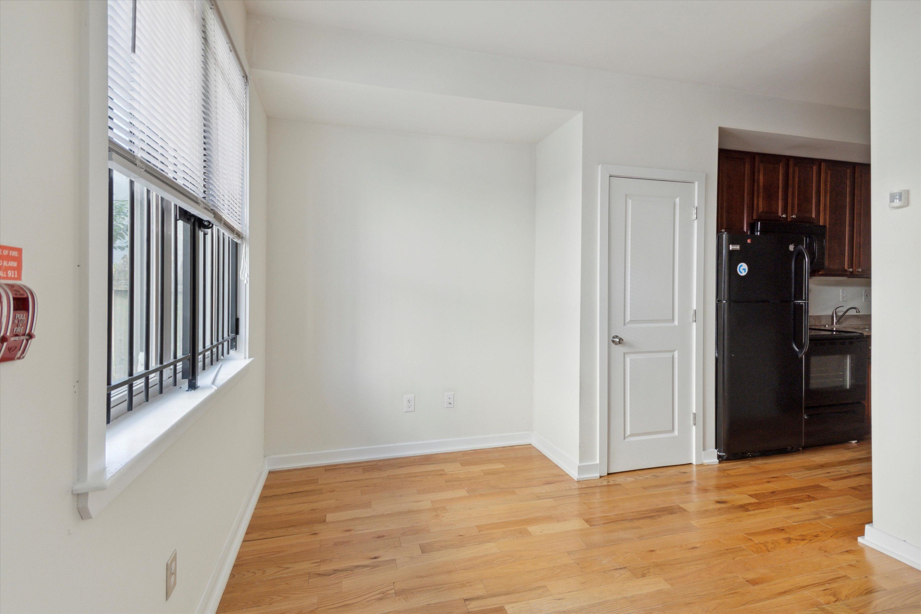 2025 N 17th ST Unit 002