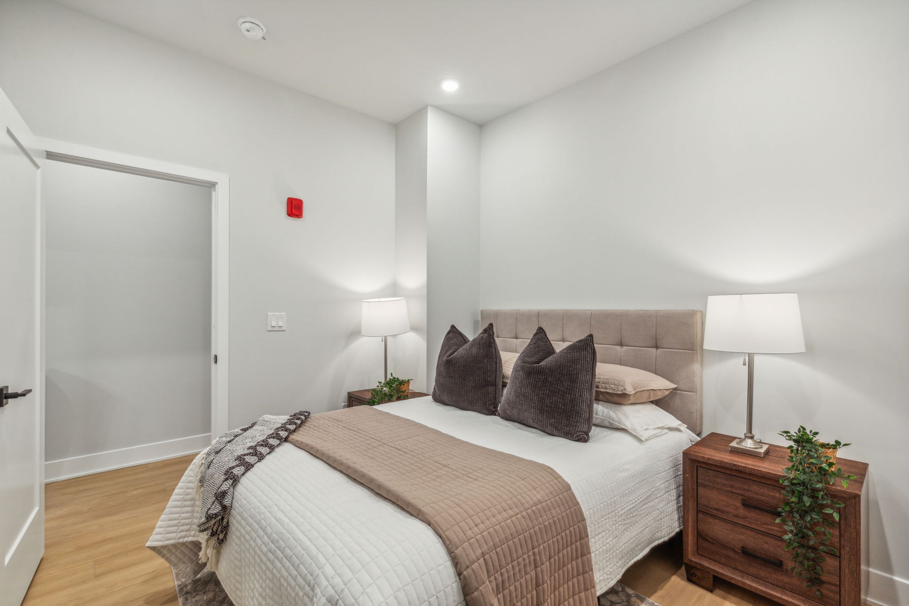 6910 Ridge Avenue Unit 205