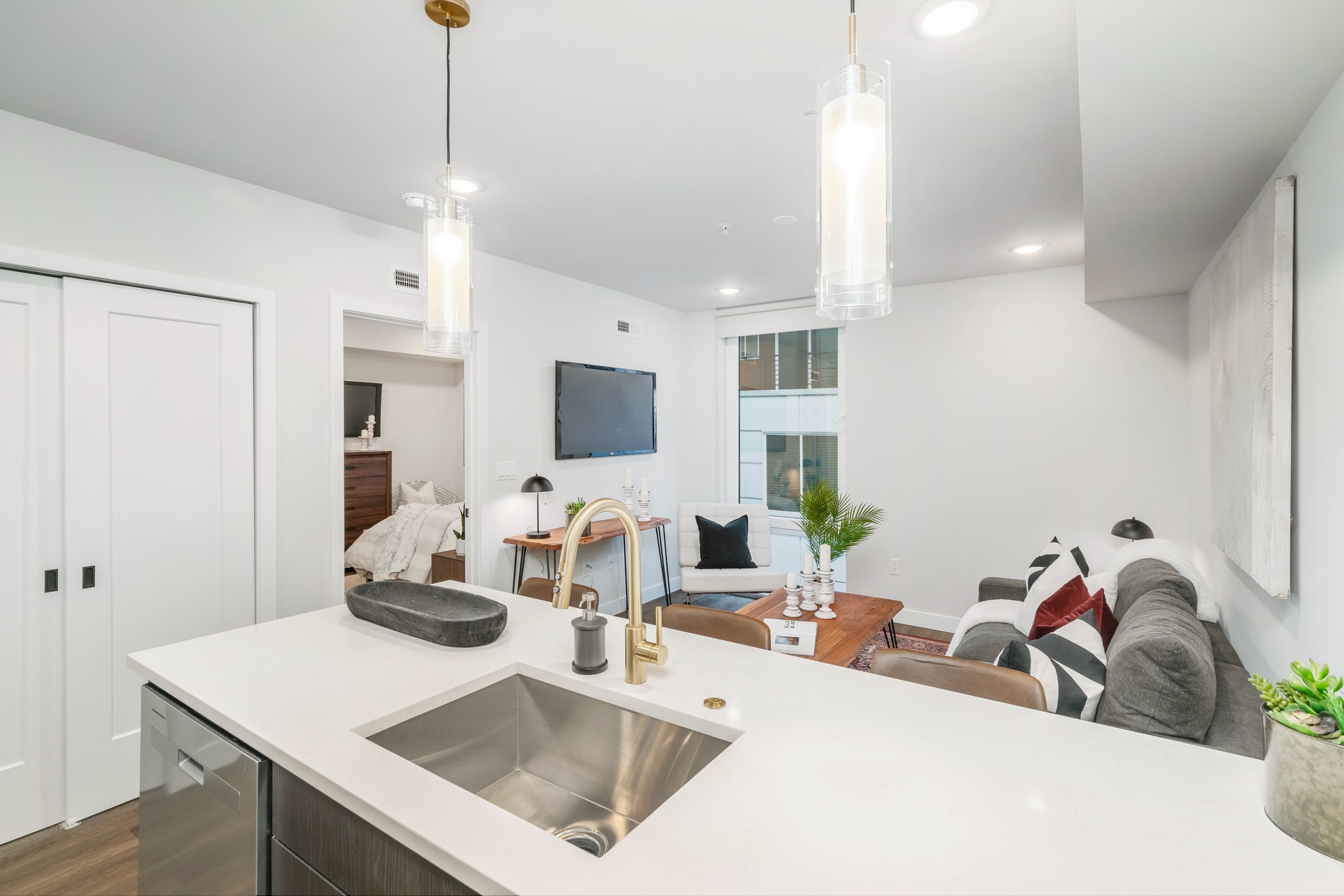 1102 GERMANTOWN AVENUE Unit 607