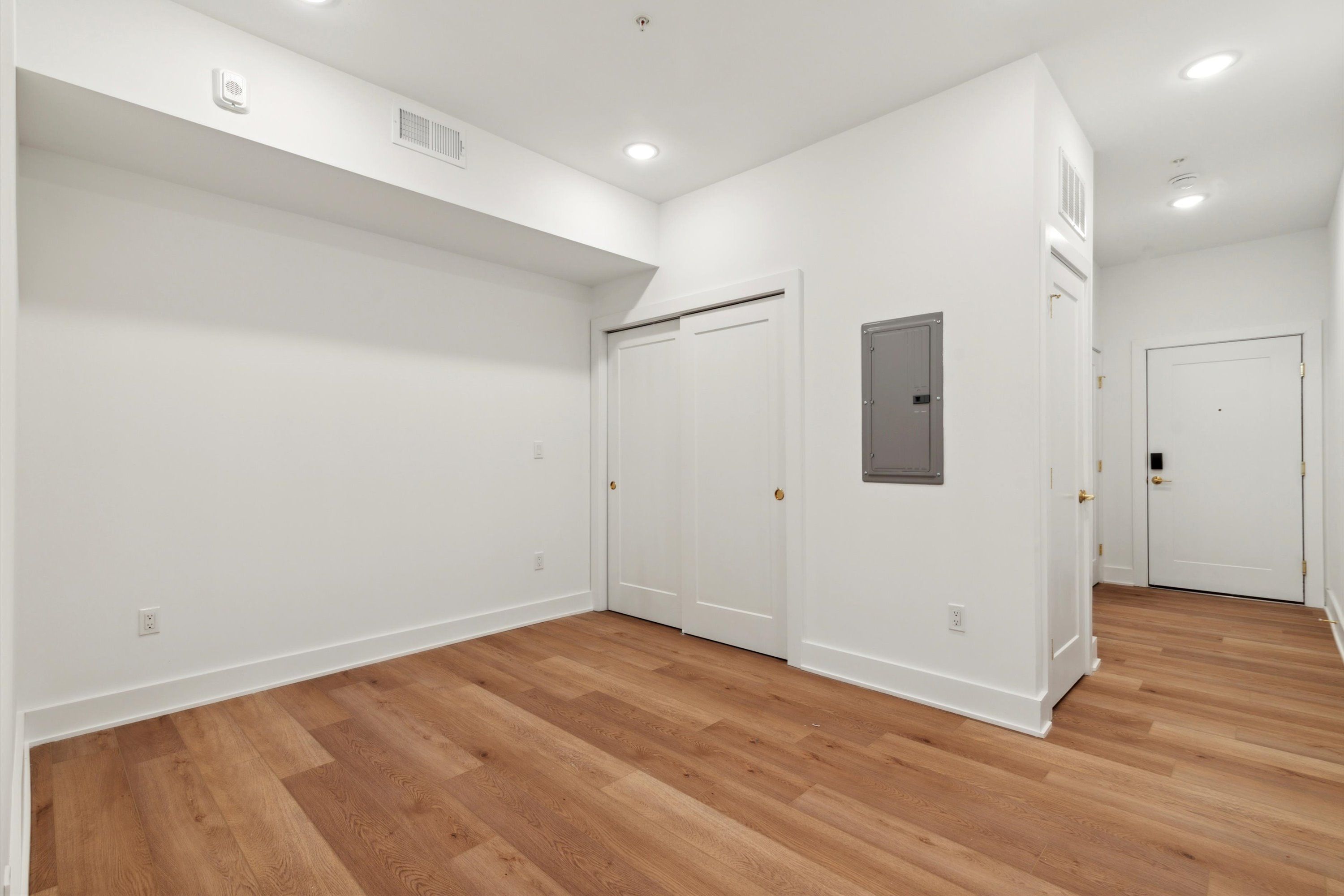 367 W Hortter St Unit 206
