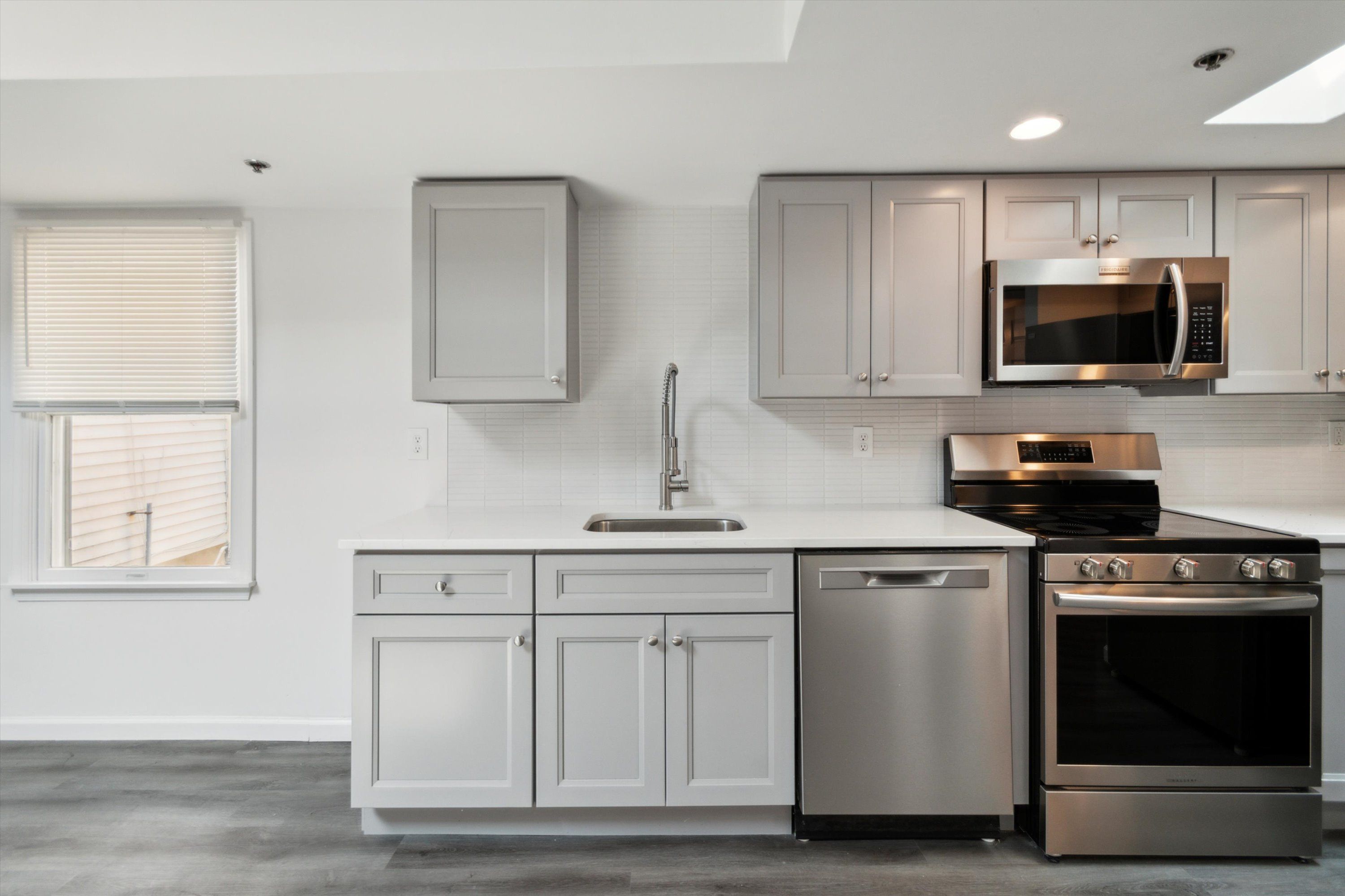 152 NASSAU ST Unit 2