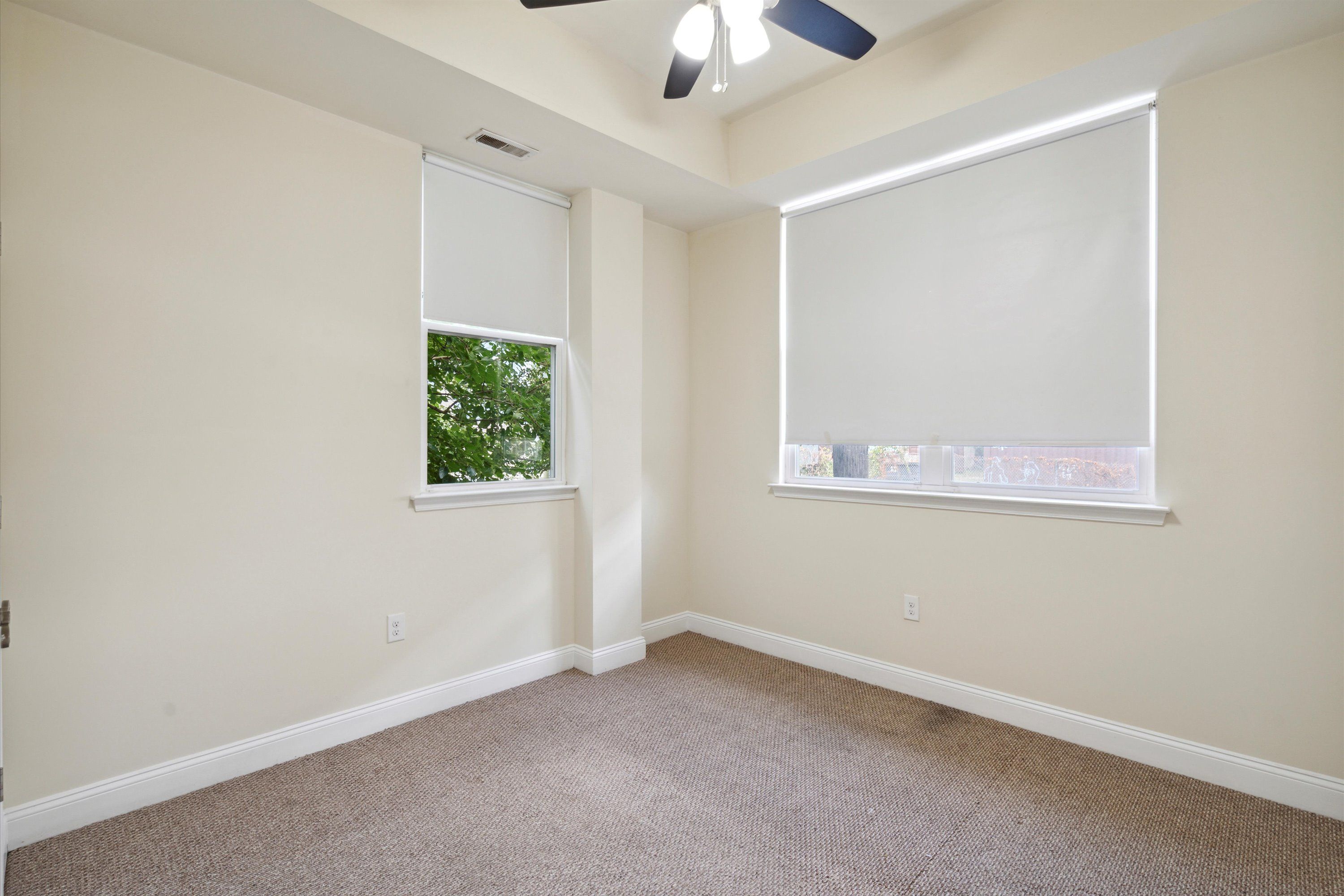 1832 W MONTGOMERY AVE Unit A